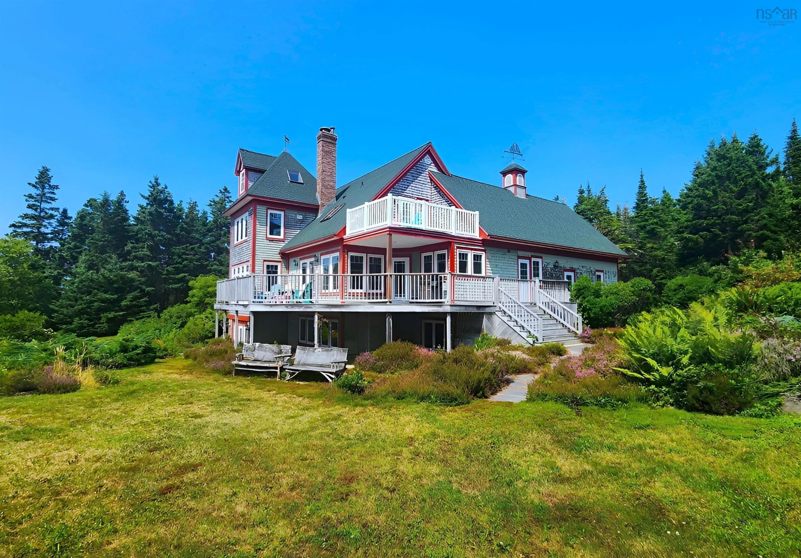 20 Pierce Point Road, Western Head, NS B0T 1K0, 3 Bedrooms Bedrooms, ,4 BathroomsBathrooms,Residential,For Sale,Pierce Point,202521986