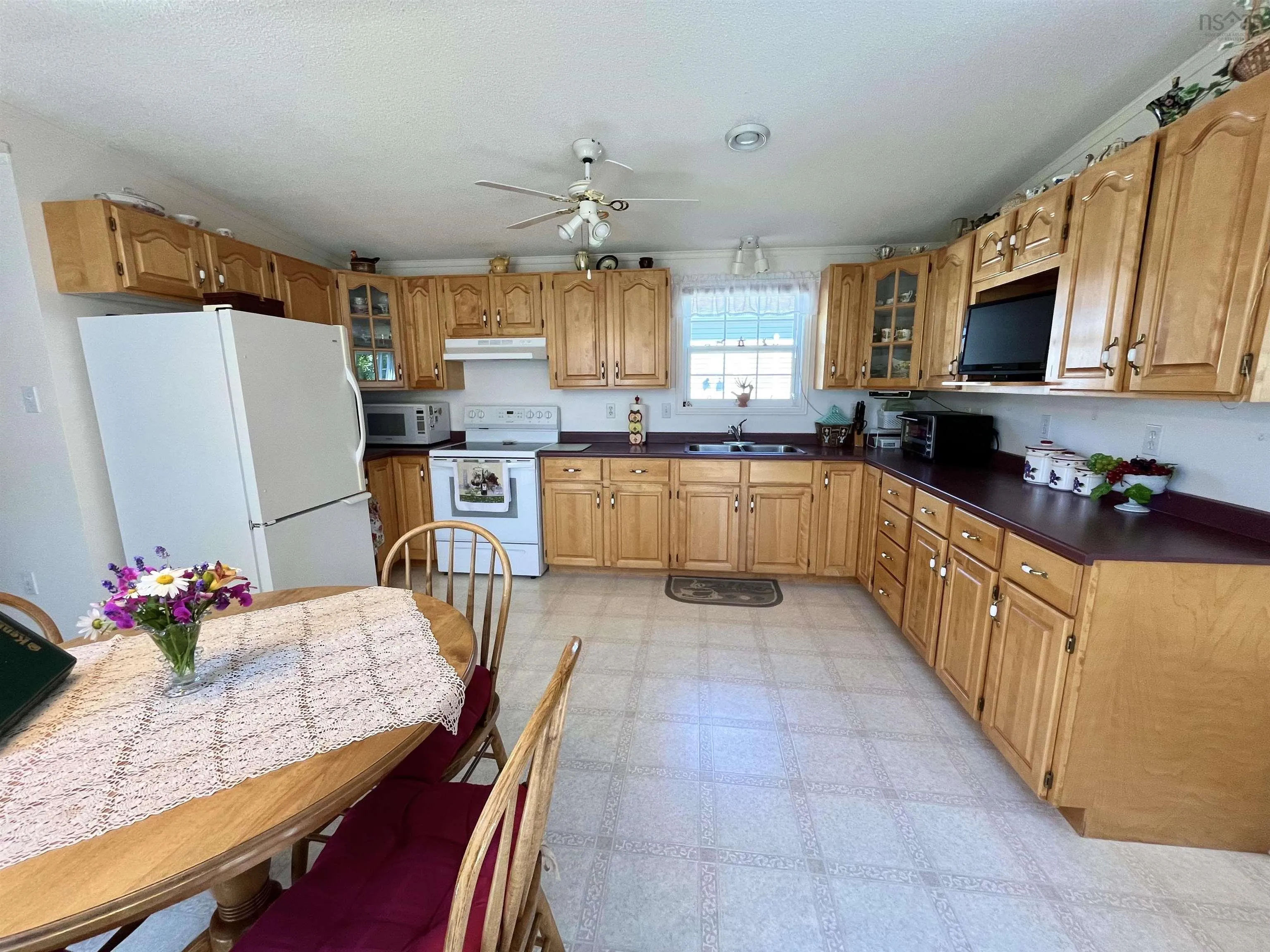 31 Thompson Drive, Bridgewater, NS B4V 4E1, 3 Bedrooms Bedrooms, ,2 BathroomsBathrooms,Residential,For Sale,Thompson,202517670