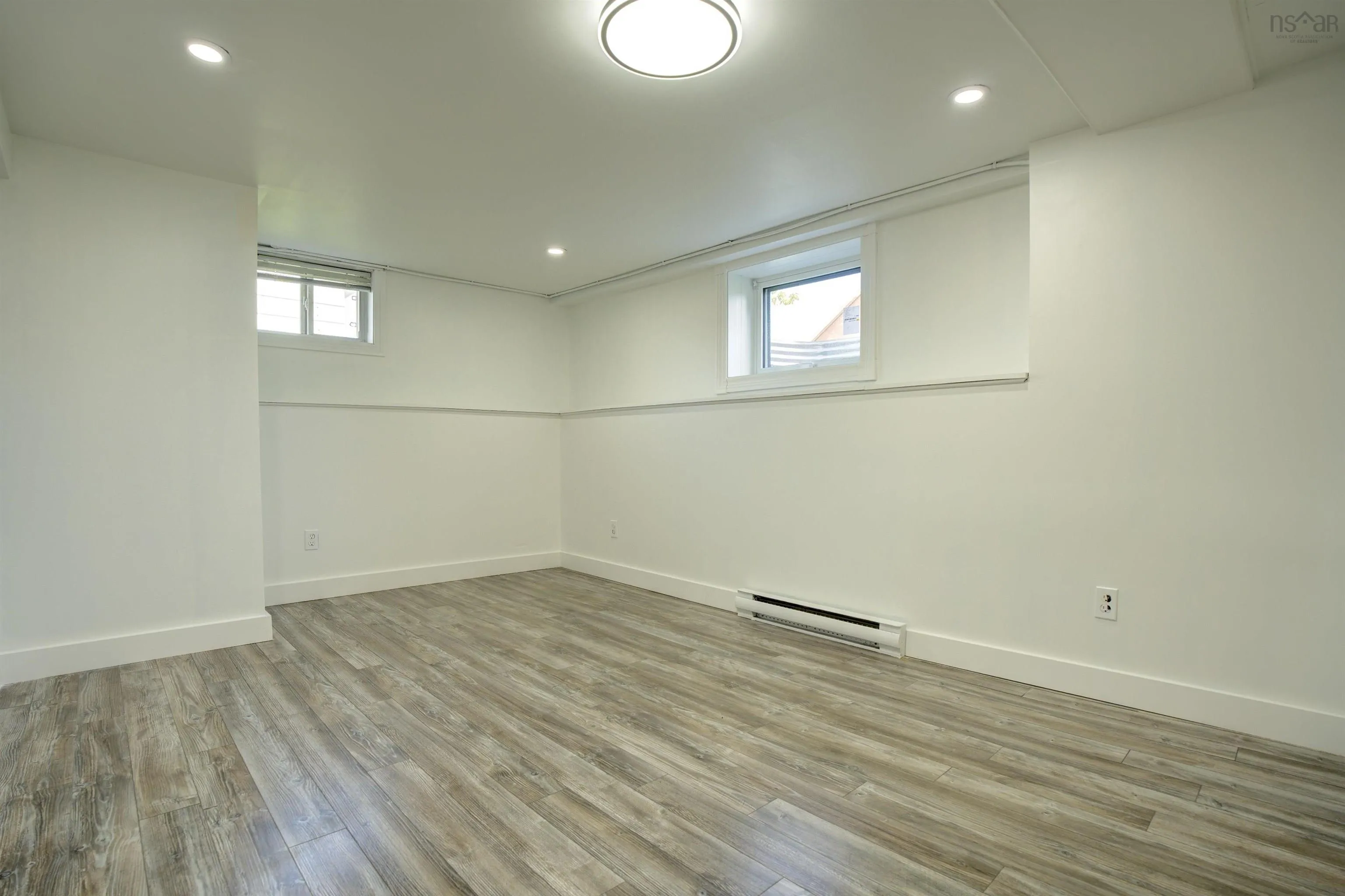 30 Woodcrest Avenue, Halifax, NS B3R 1C4, 5 Bedrooms Bedrooms, ,3 BathroomsBathrooms,Residential,For Sale,Woodcrest,202517661