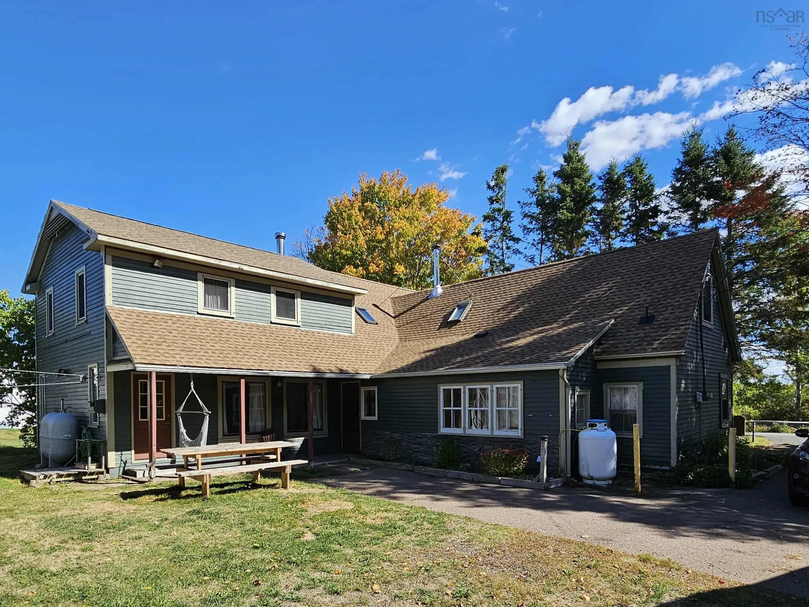 8671 Highway 2, Great Village, NS B0M 1L0, 5 Bedrooms Bedrooms, ,3 BathroomsBathrooms,Residential,For Sale,Highway 2,202524781