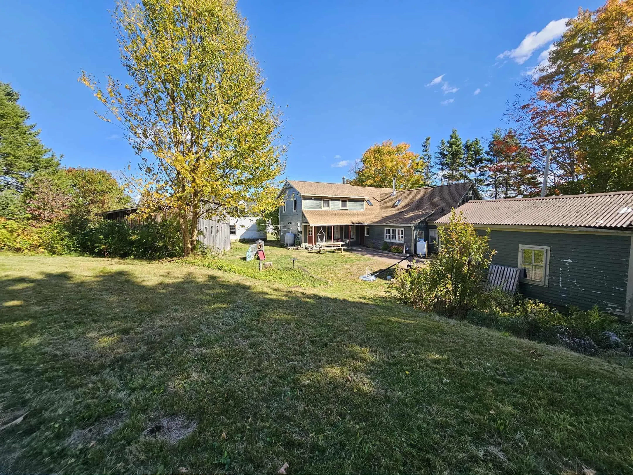 8671 Highway 2, Great Village, NS B0M 1L0, 5 Bedrooms Bedrooms, ,3 BathroomsBathrooms,Residential,For Sale,Highway 2,202524781
