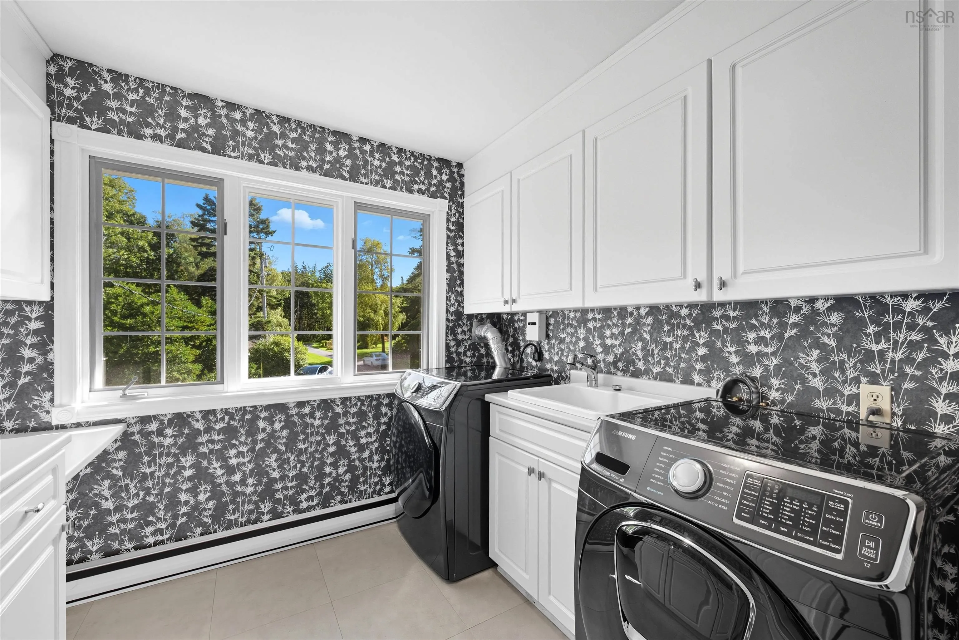35 Sunnywood Road, Head Of St. Margarets Bay, NS B2Y 3Y8, 3 Bedrooms Bedrooms, ,4 BathroomsBathrooms,Residential,For Sale,Sunnywood,202523676