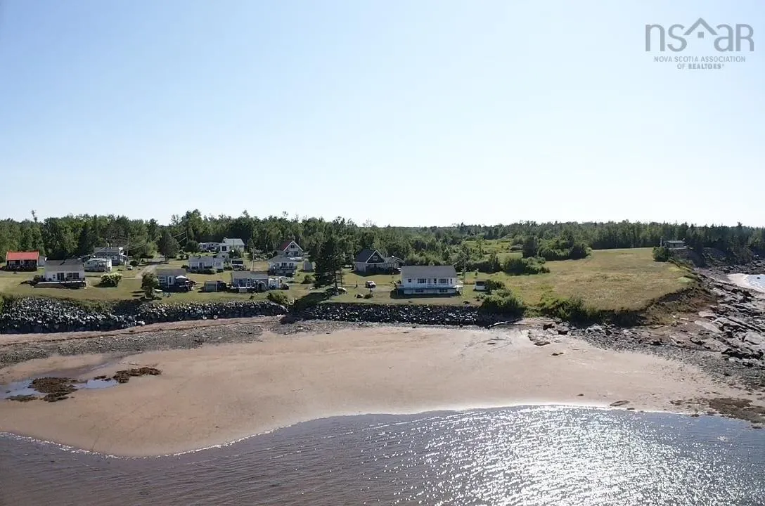 13 Sunrise Boulevard, Pugwash, NS B0K 1L0, 4 Bedrooms Bedrooms, ,2 BathroomsBathrooms,Residential,For Sale,Sunrise,202520279