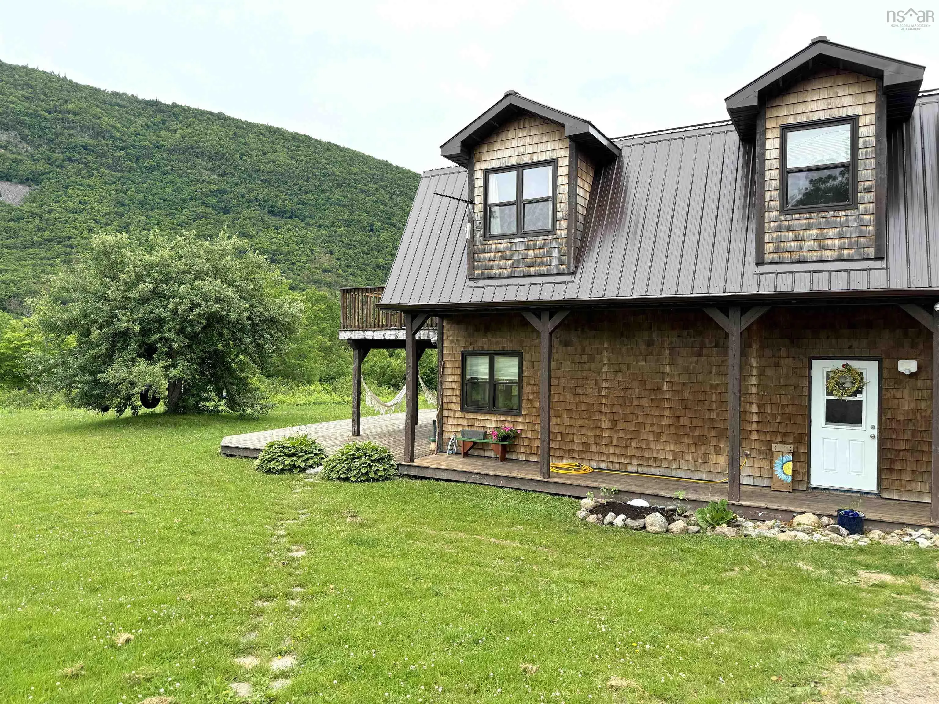 27859 Cabot Trail, Cape North Ns B0c 1g0, 3 Bedrooms Bedrooms, ,2 BathroomsBathrooms,Residential,For Sale,Cabot,202509542