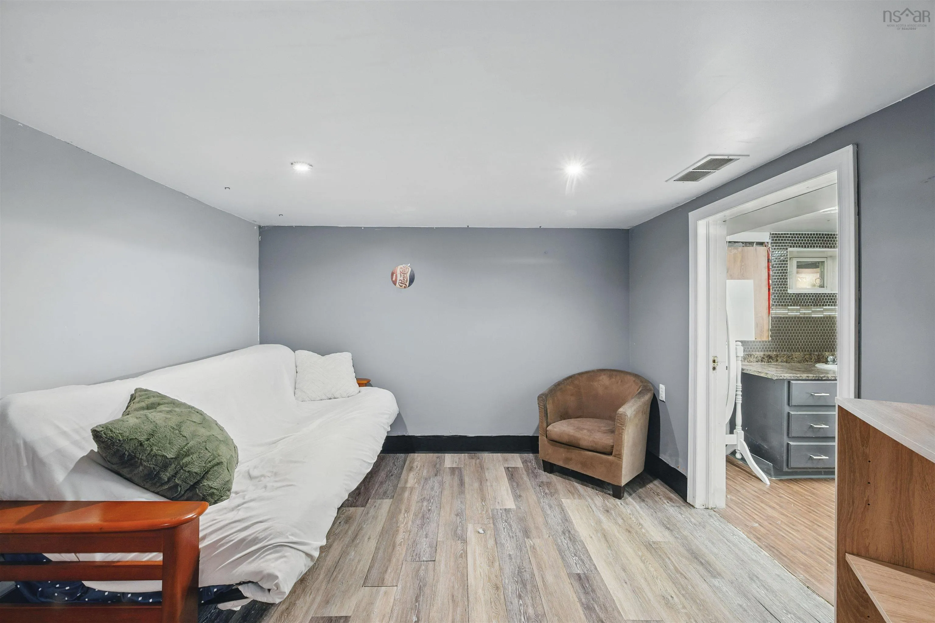 327 East Uniacke Road, East Uniacke, NS B0N 1Z0, 2 Bedrooms Bedrooms, ,2 BathroomsBathrooms,Residential,For Sale,East Uniacke,202519548