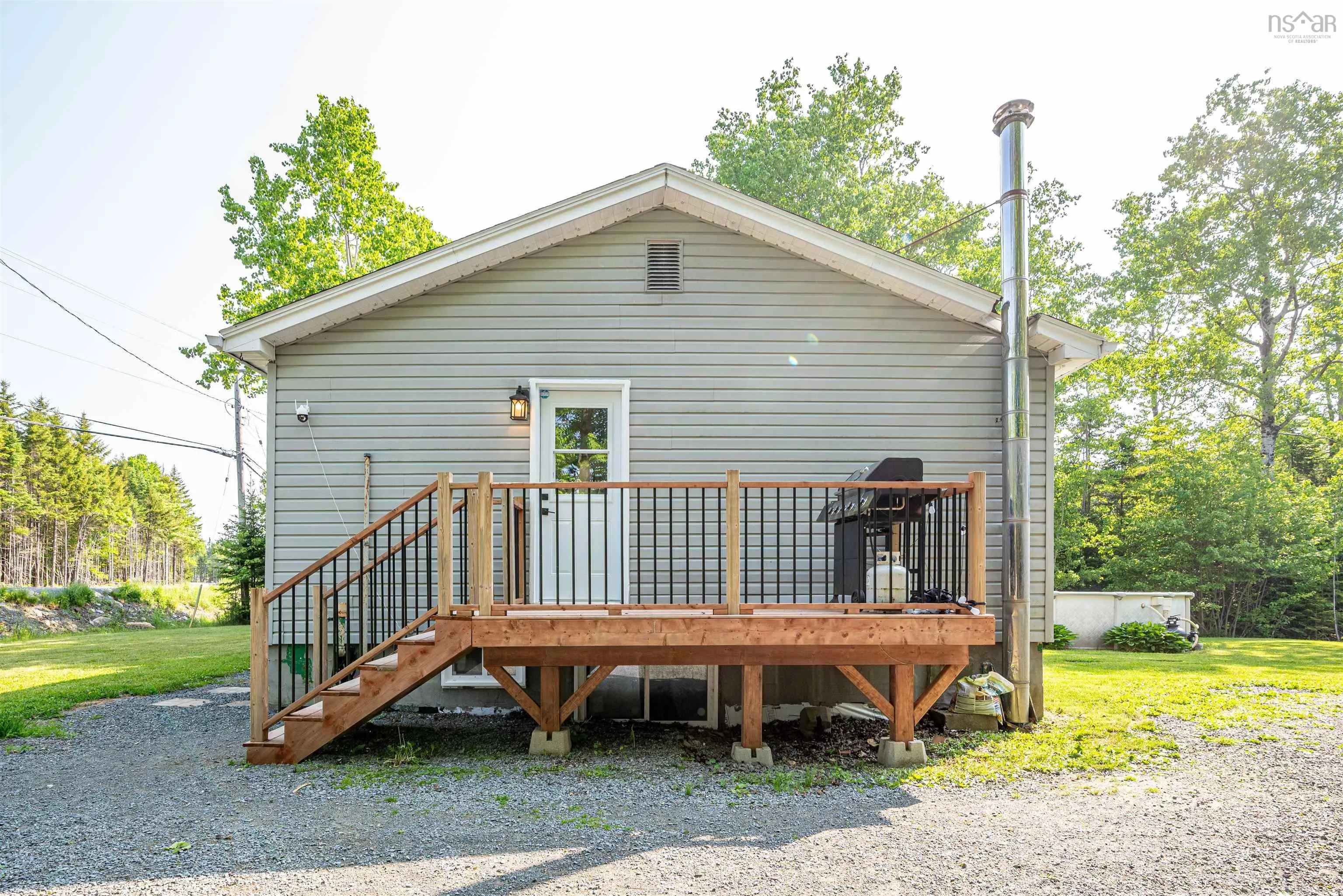 327 East Uniacke Road, East Uniacke, NS B0N 1Z0, 2 Bedrooms Bedrooms, ,2 BathroomsBathrooms,Residential,For Sale,East Uniacke,202519548
