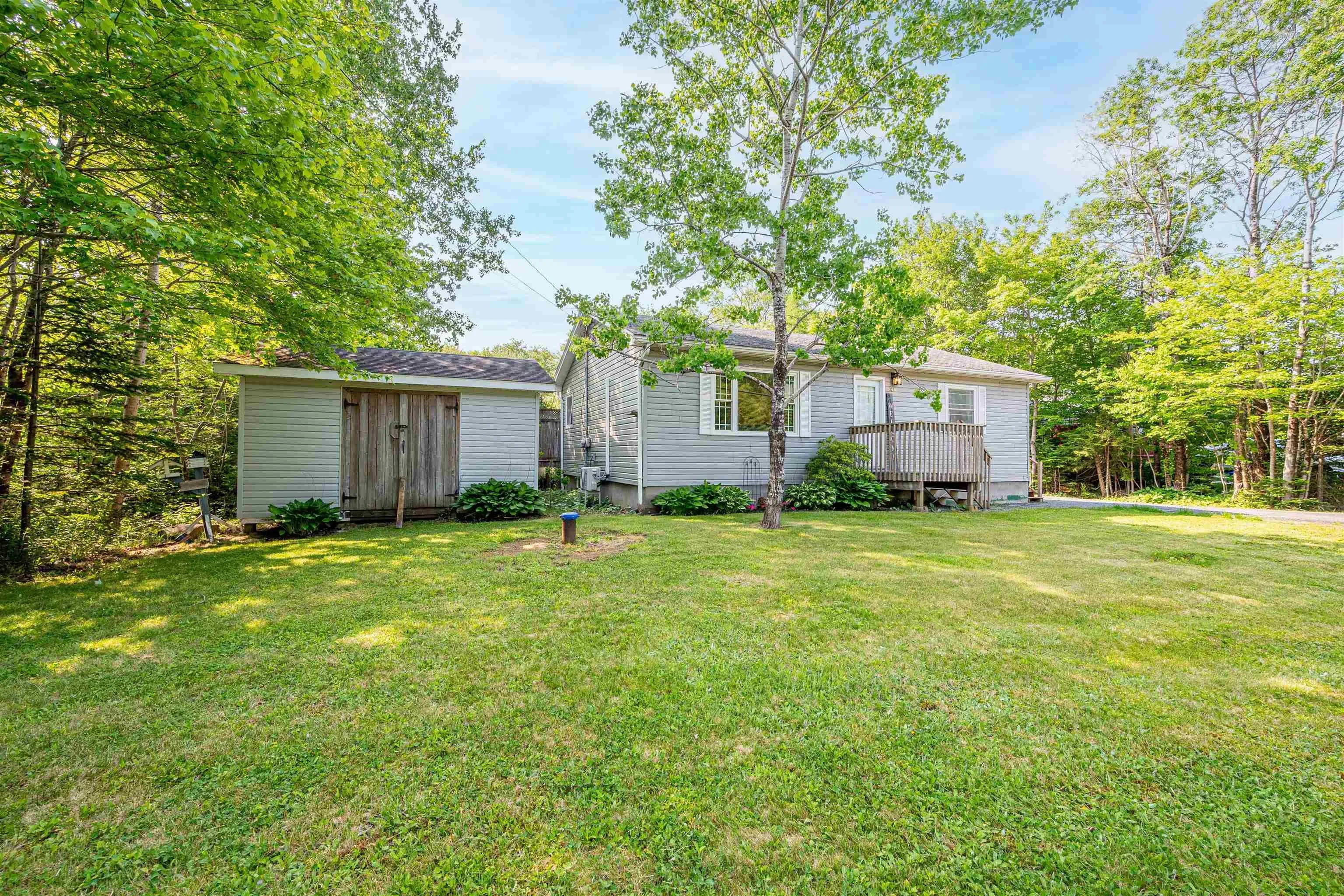 327 East Uniacke Road, East Uniacke, NS B0N 1Z0, 2 Bedrooms Bedrooms, ,2 BathroomsBathrooms,Residential,For Sale,East Uniacke,202519548
