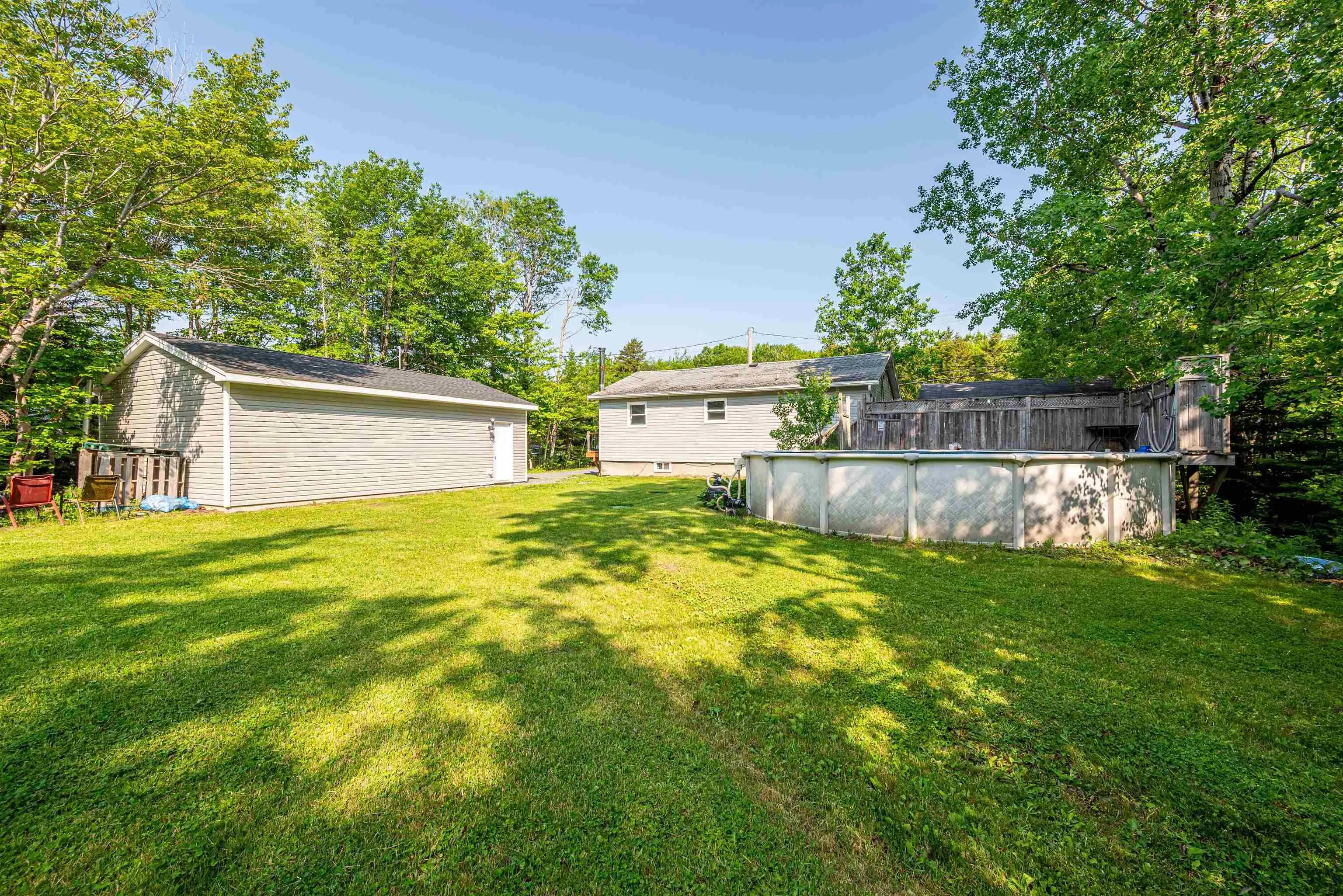 327 East Uniacke Road, East Uniacke, NS B0N 1Z0, 2 Bedrooms Bedrooms, ,2 BathroomsBathrooms,Residential,For Sale,East Uniacke,202519548