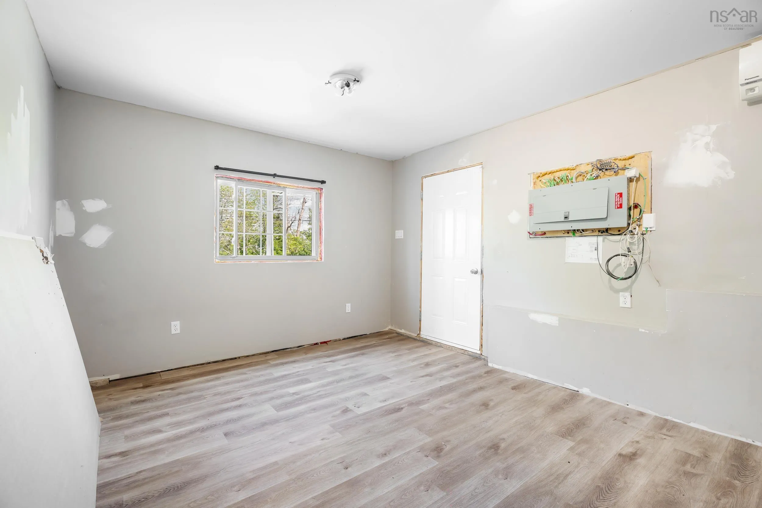 988 Old Sackville Road, Lower Sackville, NS B4C 2J9, 4 Bedrooms Bedrooms, ,3 BathroomsBathrooms,Residential,For Sale,Old Sackville,202518951
