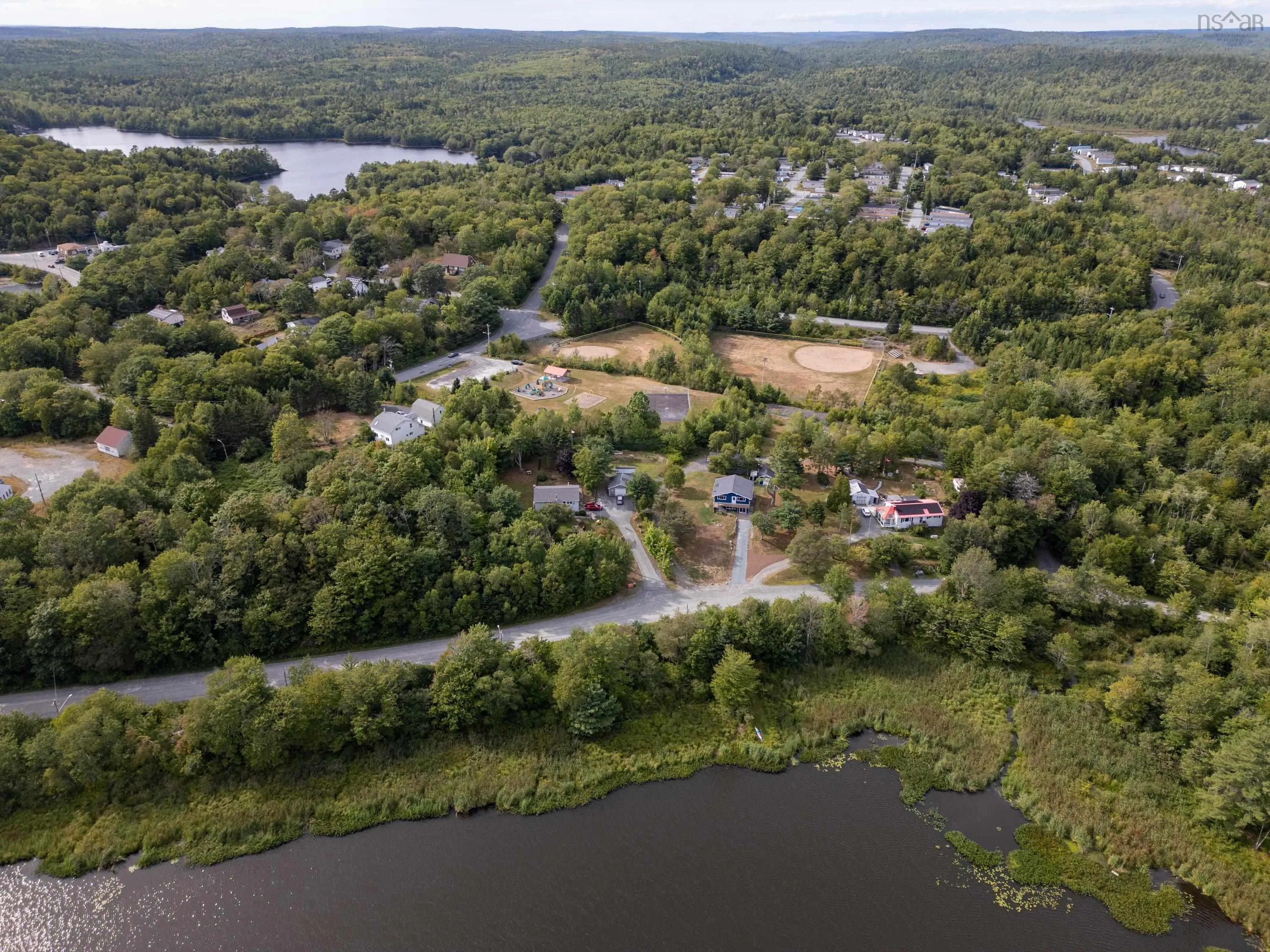 49 Churchlake Drive, Lake Echo, NS B3E 1L9, 3 Bedrooms Bedrooms, ,1 BathroomBathrooms,Residential,For Sale,Churchlake,202521387