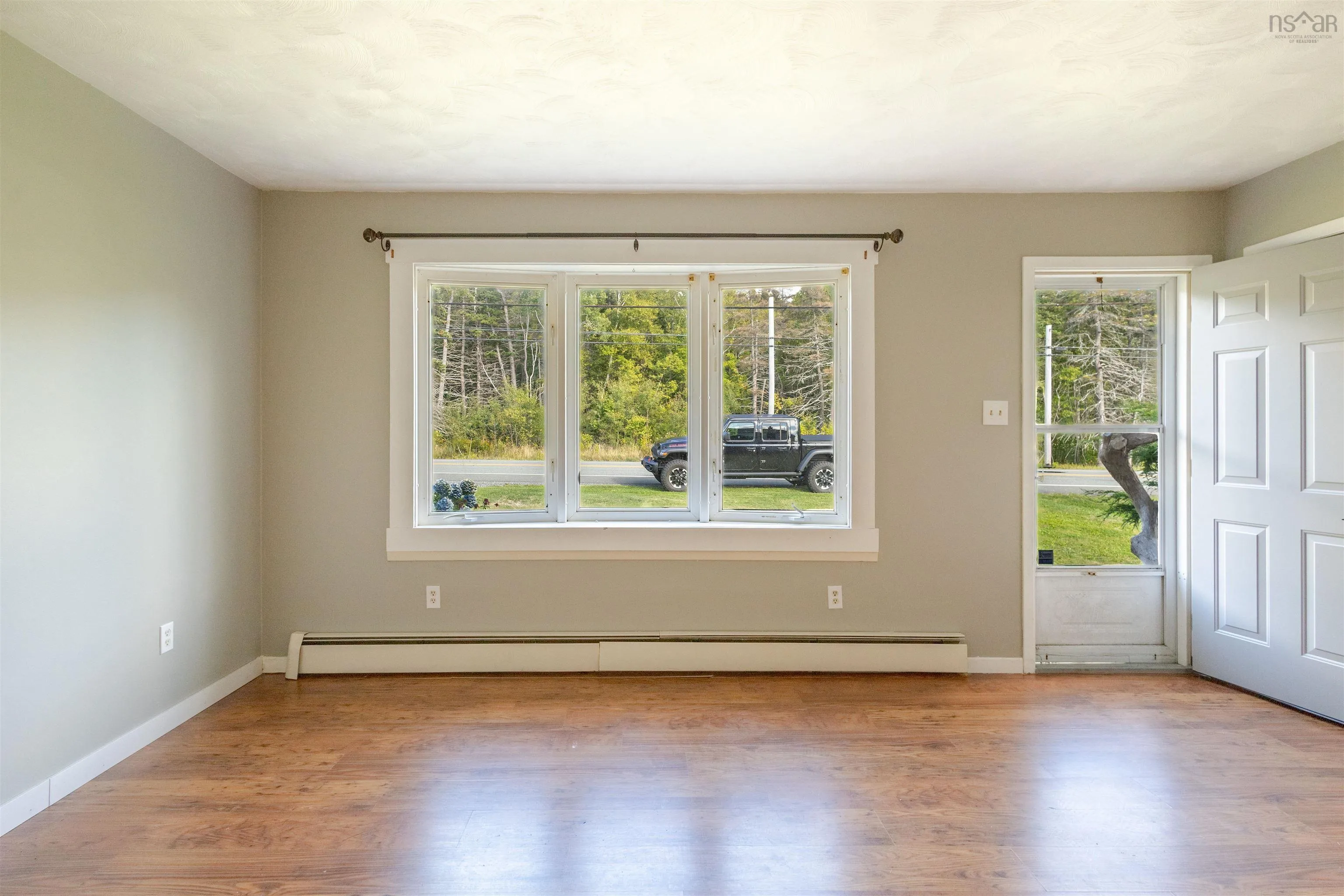 2339 New Waterford Highway, South Bar, NS B1N 3H9, 3 Bedrooms Bedrooms, ,1 BathroomBathrooms,Residential,For Sale,New Waterford,202523279