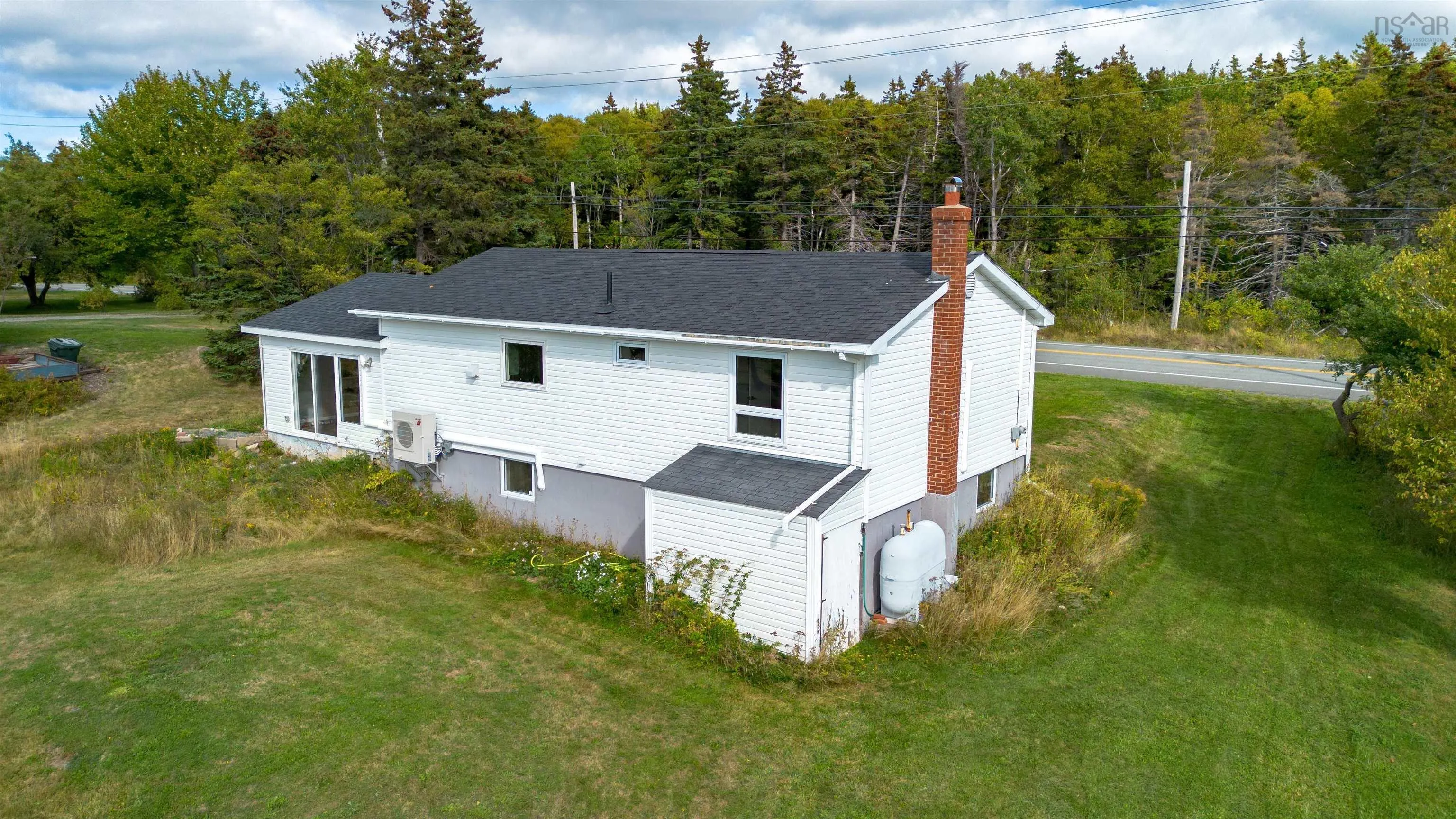 2339 New Waterford Highway, South Bar, NS B1N 3H9, 3 Bedrooms Bedrooms, ,1 BathroomBathrooms,Residential,For Sale,New Waterford,202523279