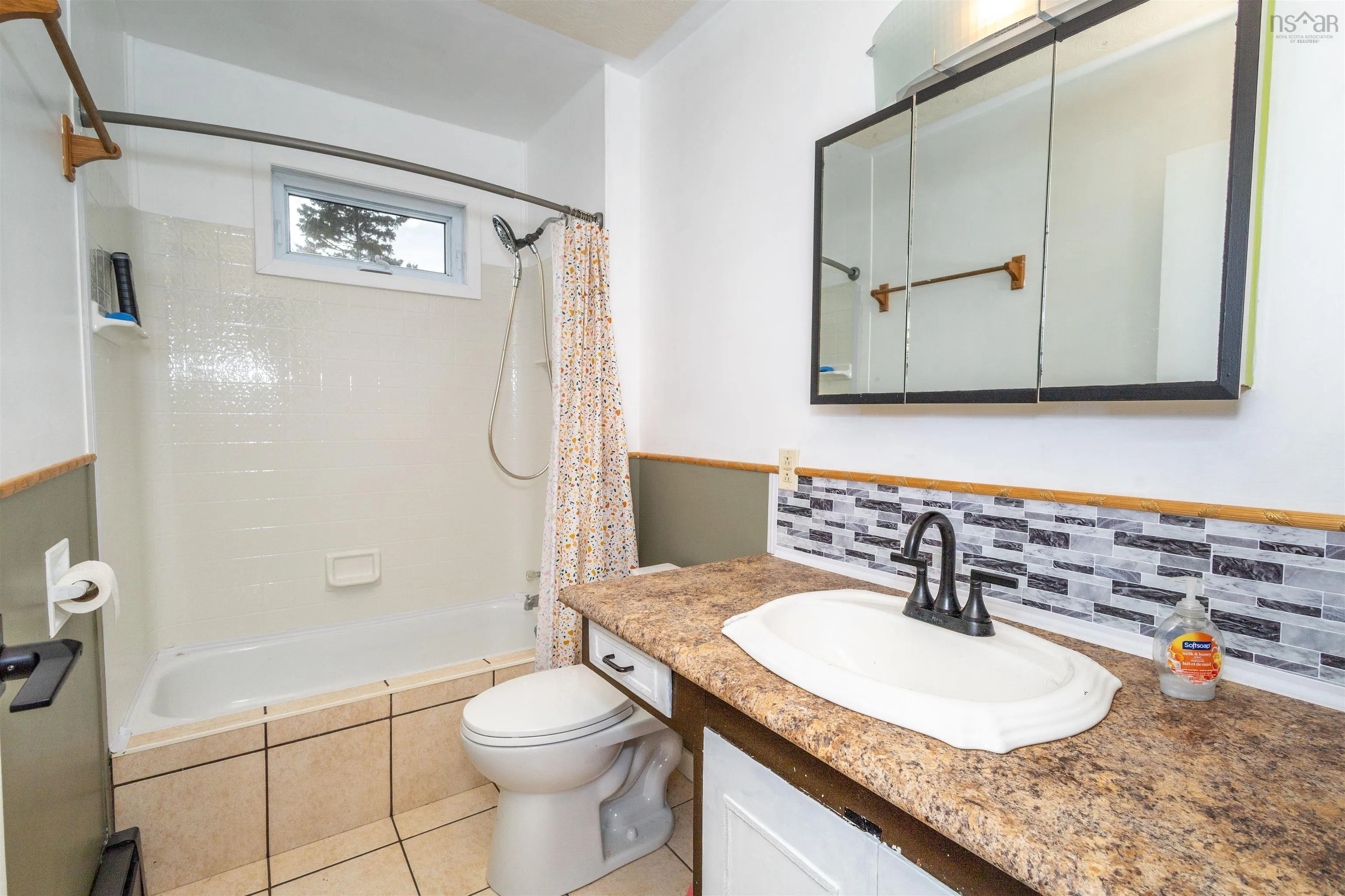 2339 New Waterford Highway, South Bar, NS B1N 3H9, 3 Bedrooms Bedrooms, ,1 BathroomBathrooms,Residential,For Sale,New Waterford,202523279
