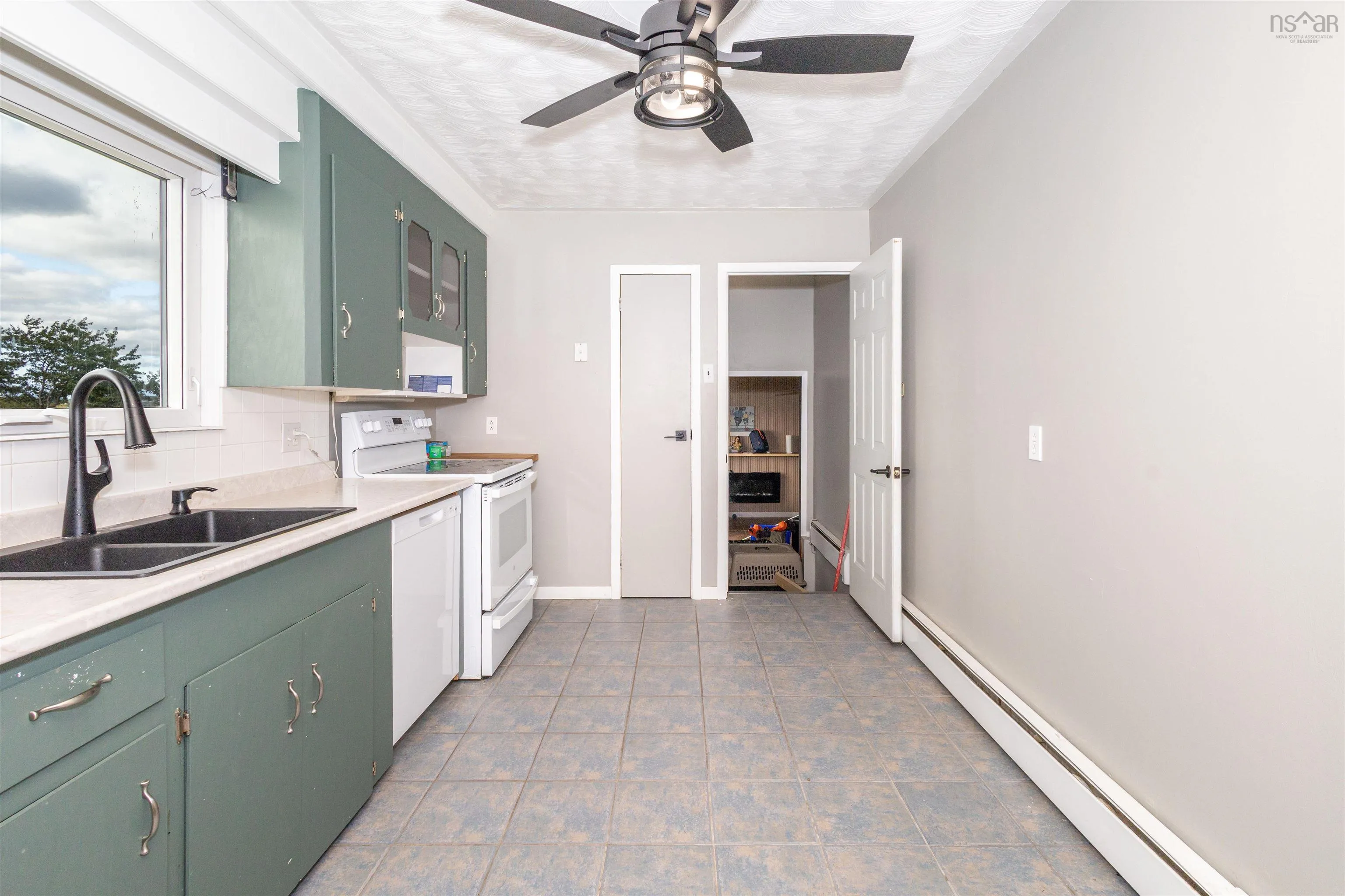 2339 New Waterford Highway, South Bar, NS B1N 3H9, 3 Bedrooms Bedrooms, ,1 BathroomBathrooms,Residential,For Sale,New Waterford,202523279