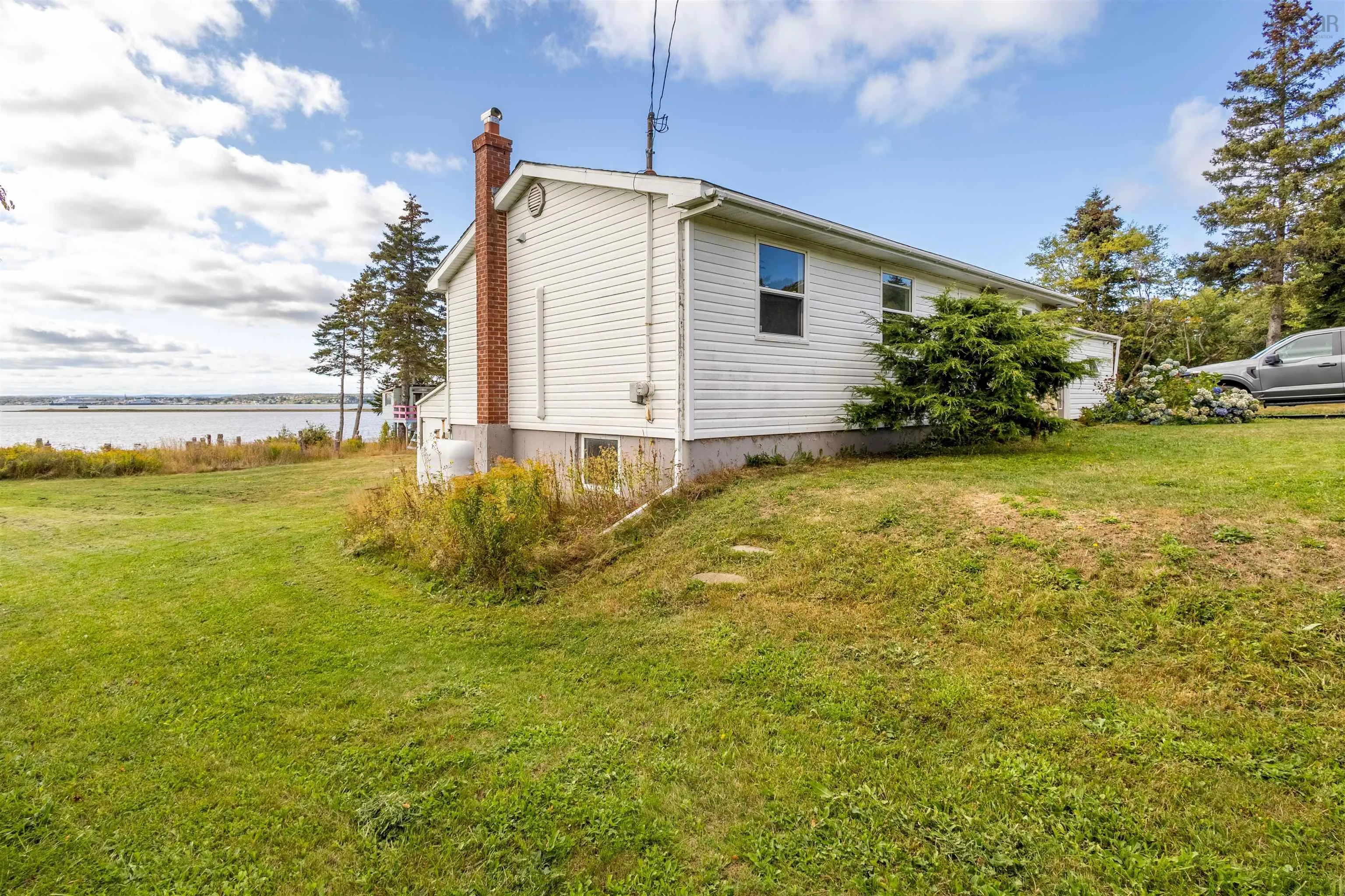 2339 New Waterford Highway, South Bar, NS B1N 3H9, 3 Bedrooms Bedrooms, ,1 BathroomBathrooms,Residential,For Sale,New Waterford,202523279