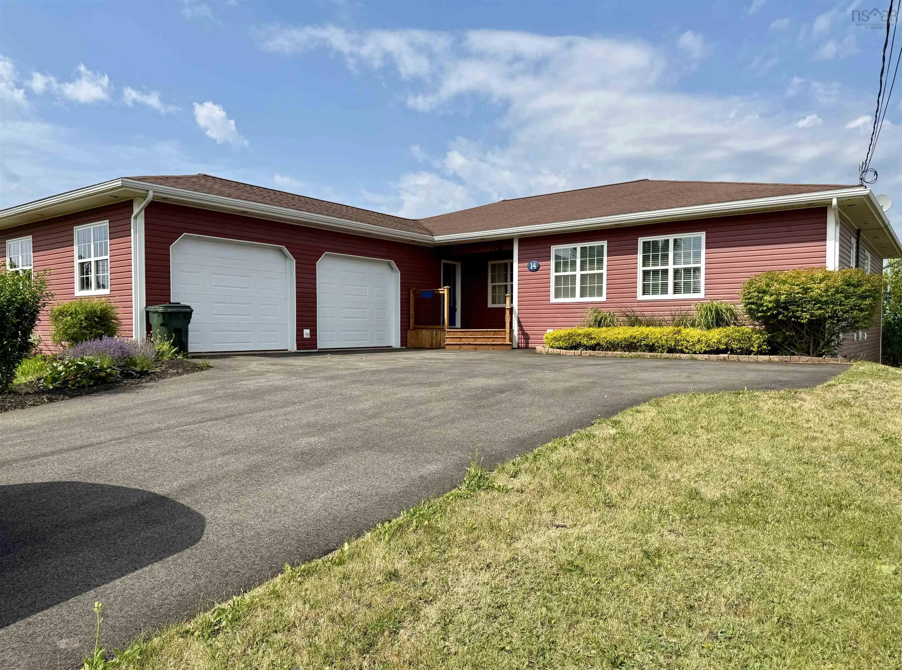 14 Marshview Drive, Amherst Ns B4h 4c1, 3 Bedrooms Bedrooms, ,3 BathroomsBathrooms,Residential,For Sale,Marshview,202502863