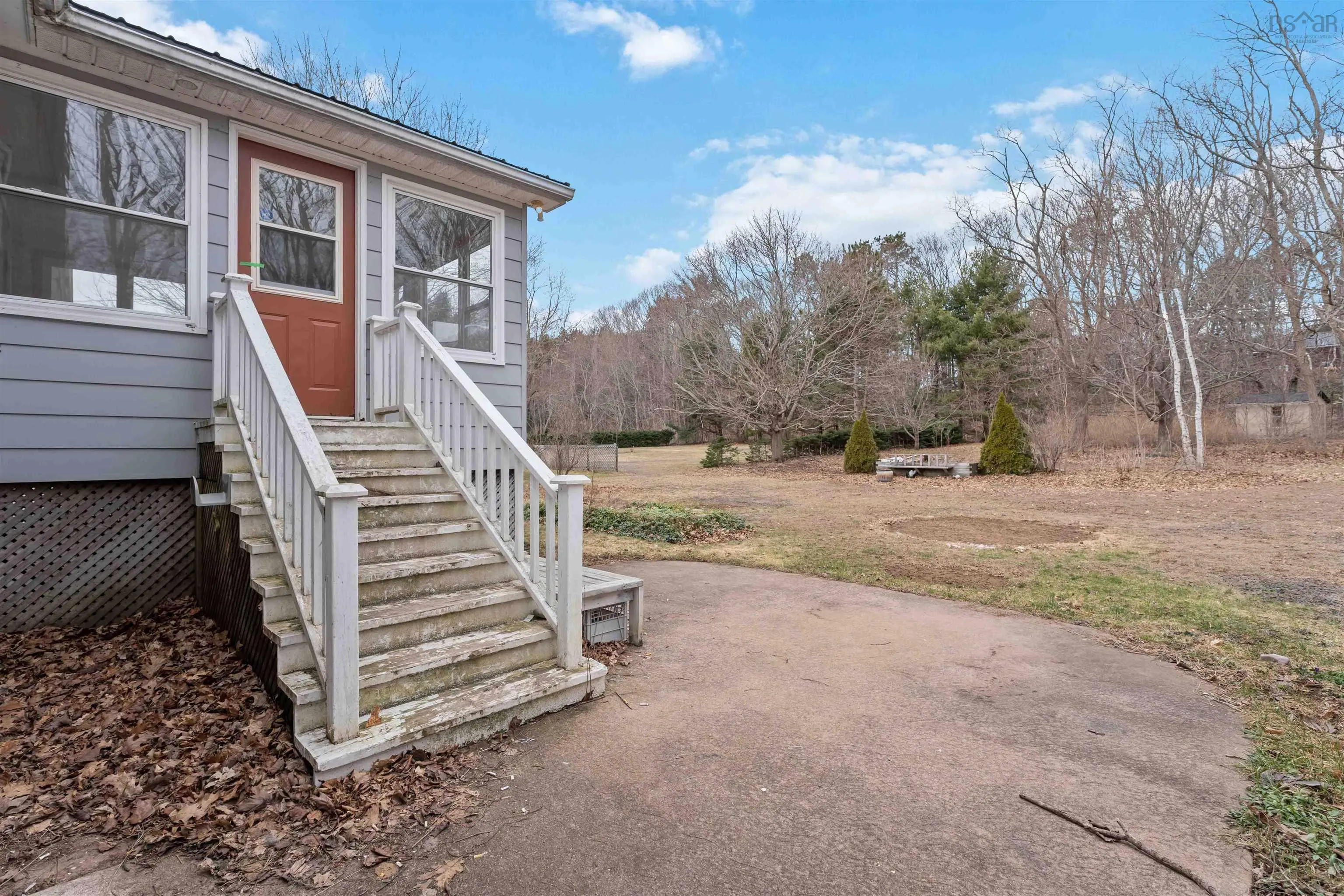 909 Main Street, Kingston Ns B0p 1r0, 5 Bedrooms Bedrooms, ,3 BathroomsBathrooms,Residential,For Sale,Main,202505973