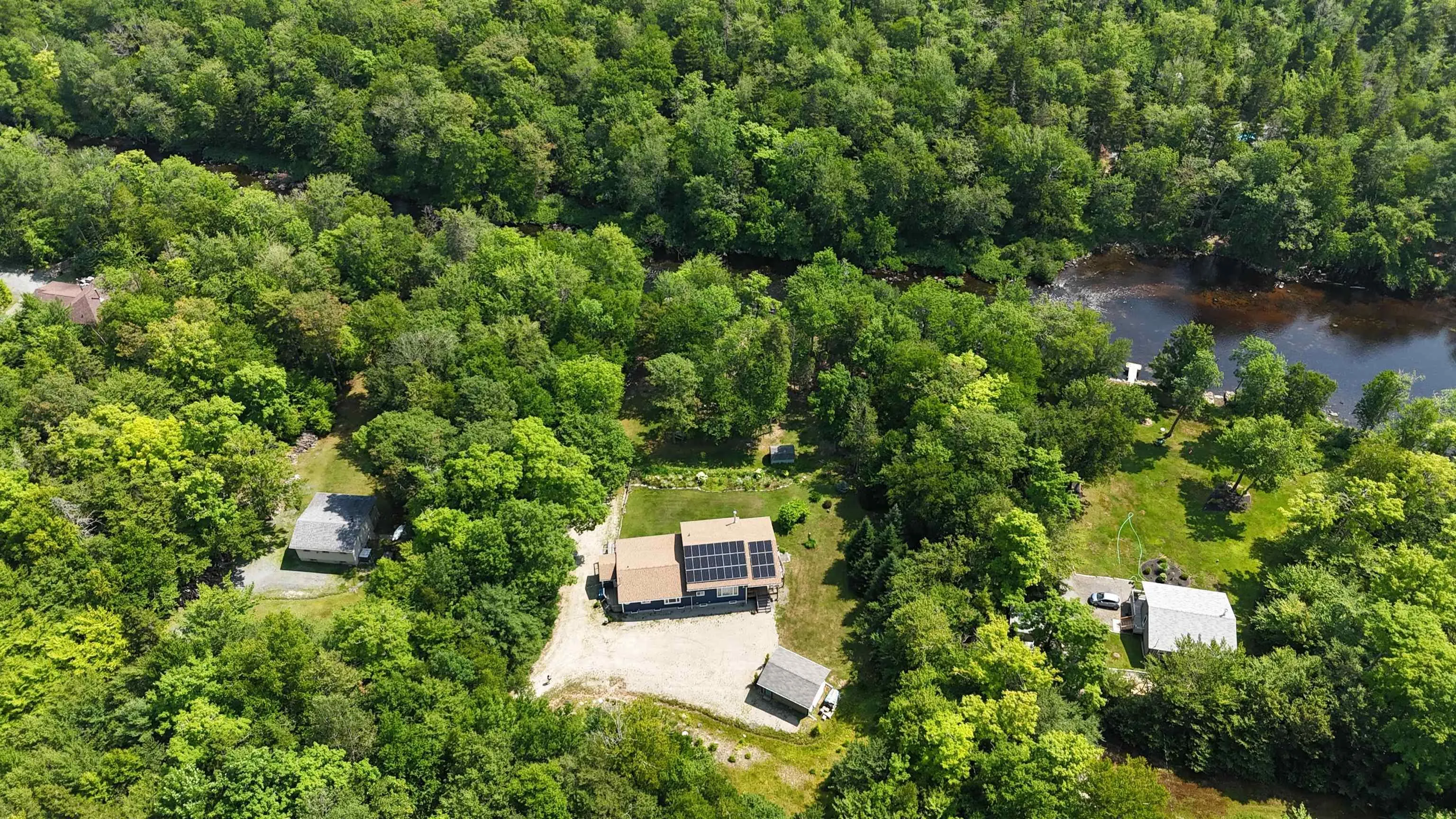 590 Gilberts Lane, Maplewood Ns B0r 1a0, 4 Bedrooms Bedrooms, ,3 BathroomsBathrooms,Residential,For Sale,Gilberts,202502099