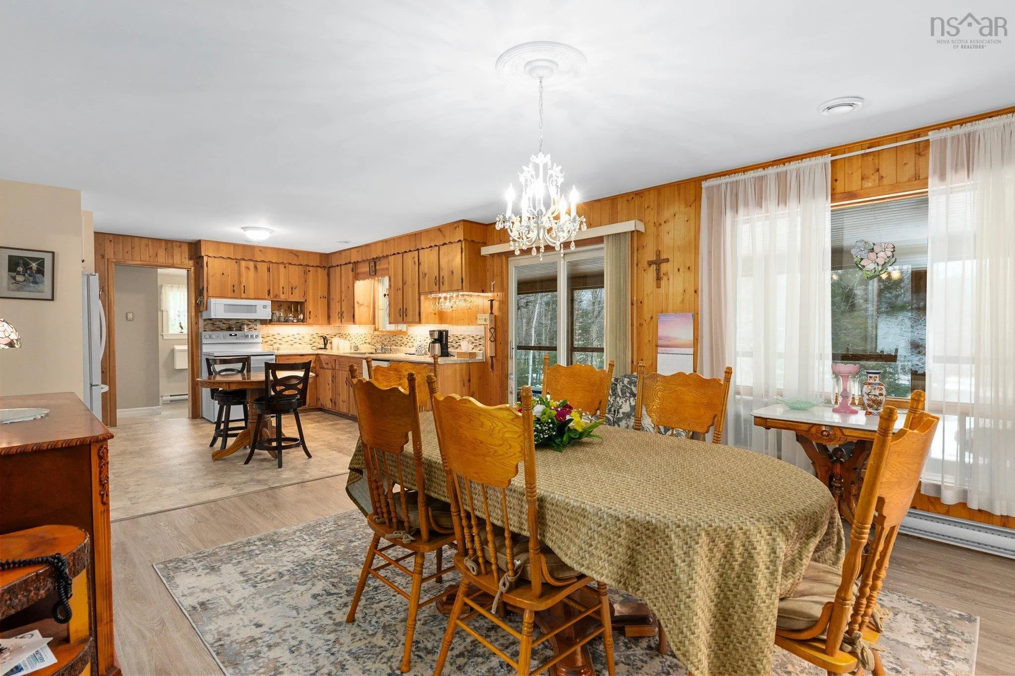 590 Gilberts Lane, Maplewood Ns B0r 1a0, 4 Bedrooms Bedrooms, ,3 BathroomsBathrooms,Residential,For Sale,Gilberts,202502099