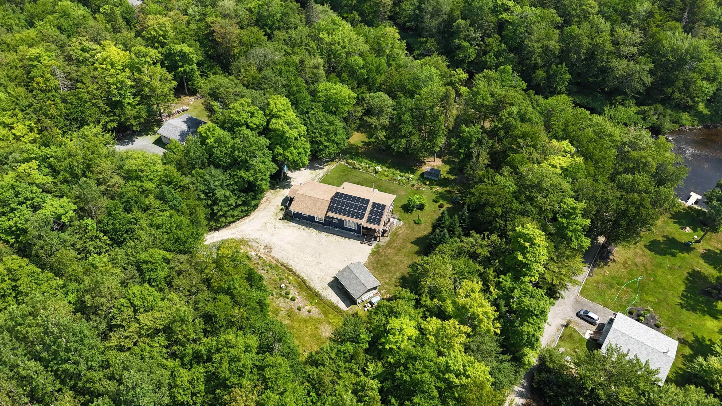 590 Gilberts Lane, Maplewood Ns B0r 1a0, 4 Bedrooms Bedrooms, ,3 BathroomsBathrooms,Residential,For Sale,Gilberts,202502099