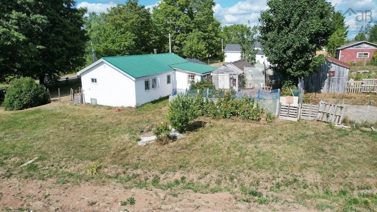 1070 South Brook Road, South Brook, NS B0M 1W0, 3 Bedrooms Bedrooms, ,1 BathroomBathrooms,Residential,For Sale,South Brook,202521086
