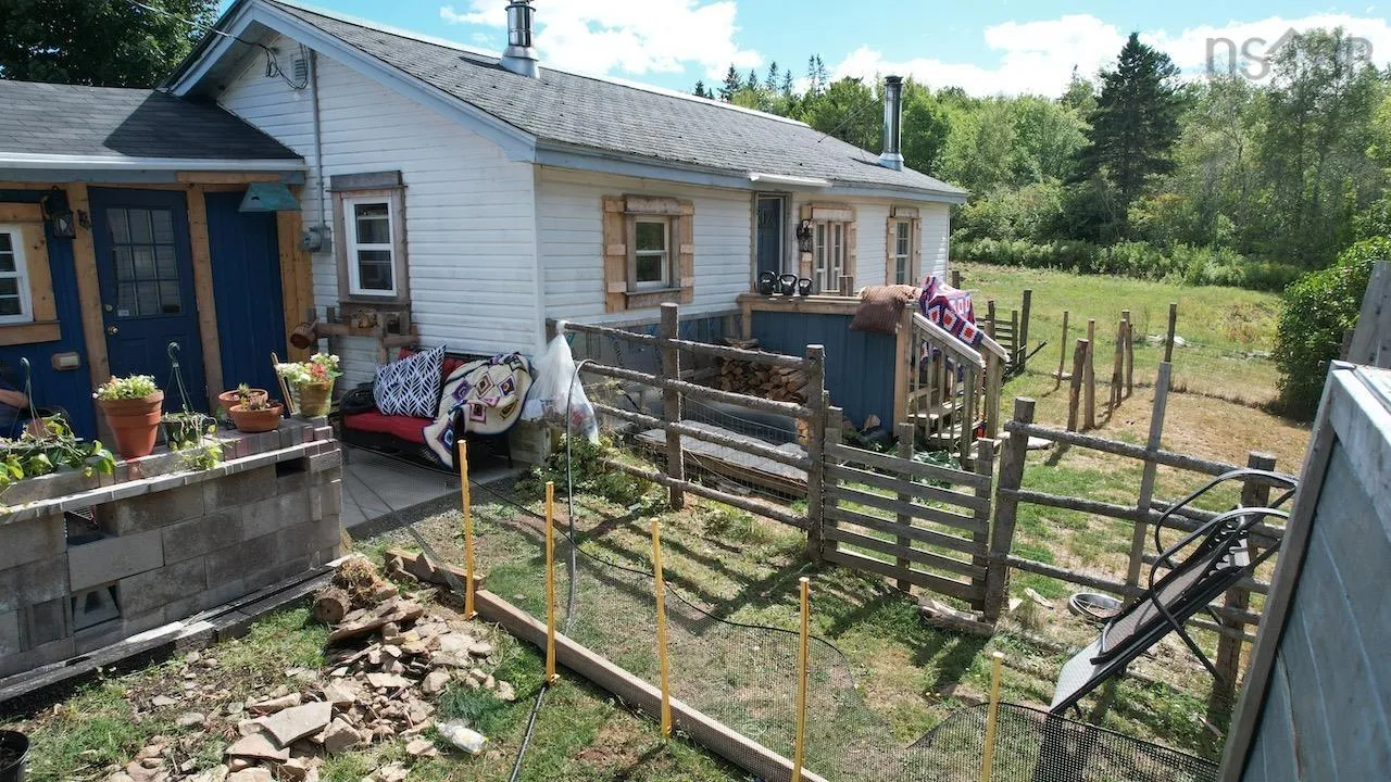 1070 South Brook Road, South Brook, NS B0M 1W0, 3 Bedrooms Bedrooms, ,1 BathroomBathrooms,Residential,For Sale,South Brook,202521086