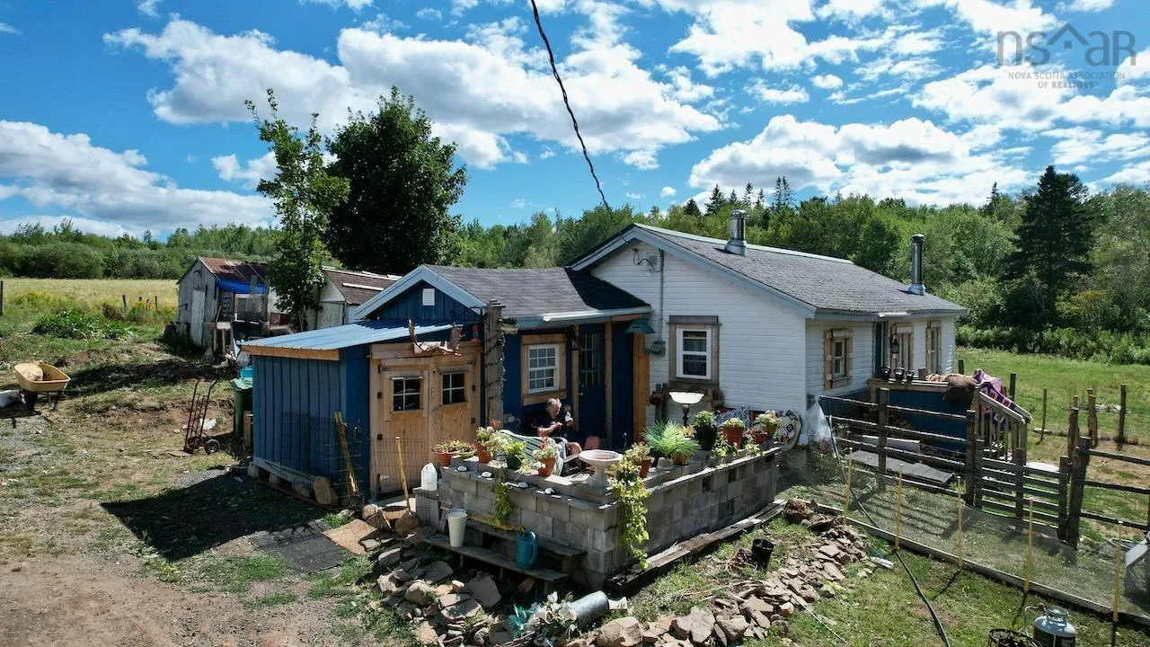 1070 South Brook Road, South Brook, NS B0M 1W0, 3 Bedrooms Bedrooms, ,1 BathroomBathrooms,Residential,For Sale,South Brook,202521086