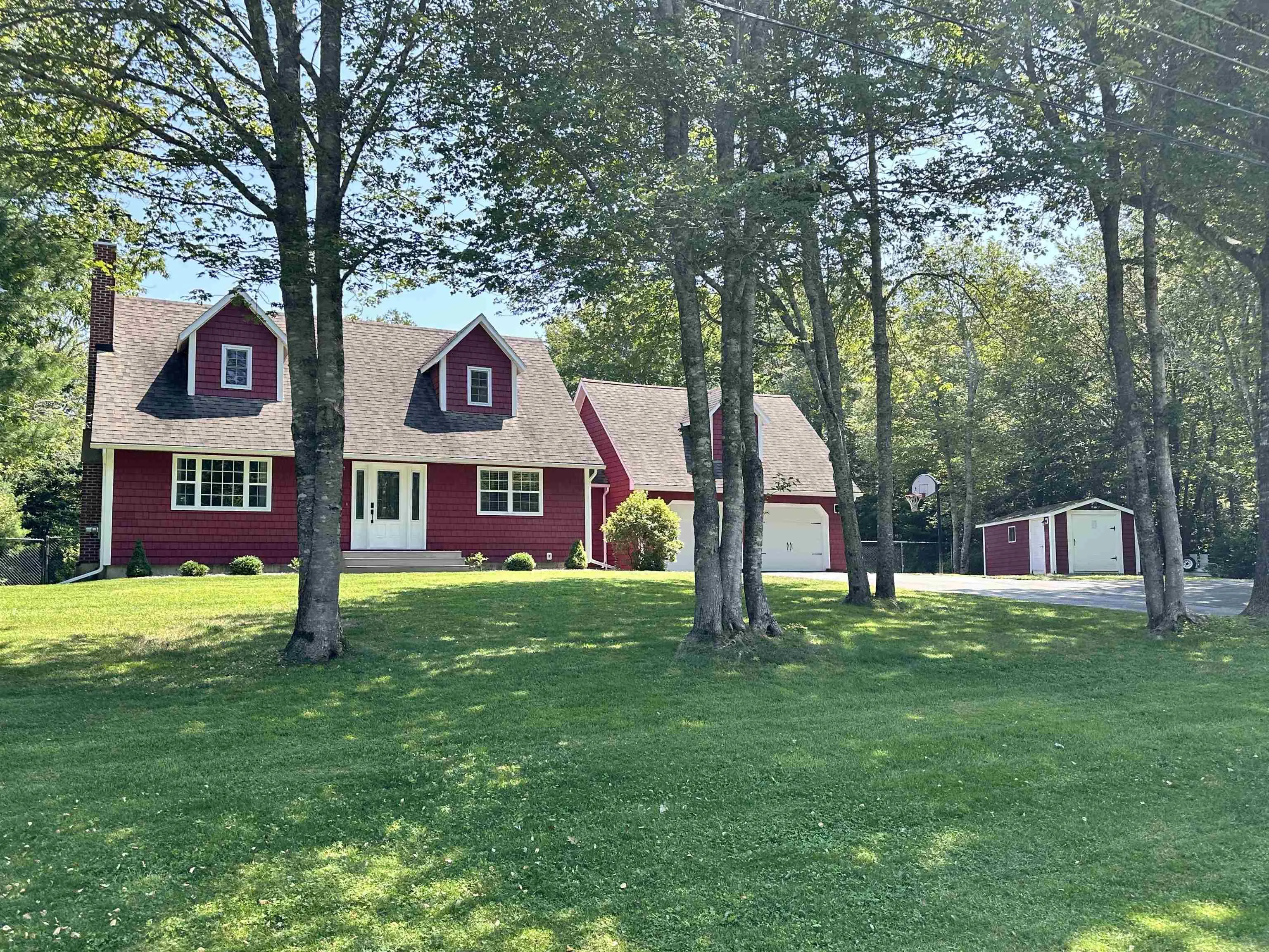 86 Wharf Rock Road, Mersey Point, NS B0T 1K0, 4 Bedrooms Bedrooms, ,3 BathroomsBathrooms,Residential,For Sale,Wharf Rock,202519425