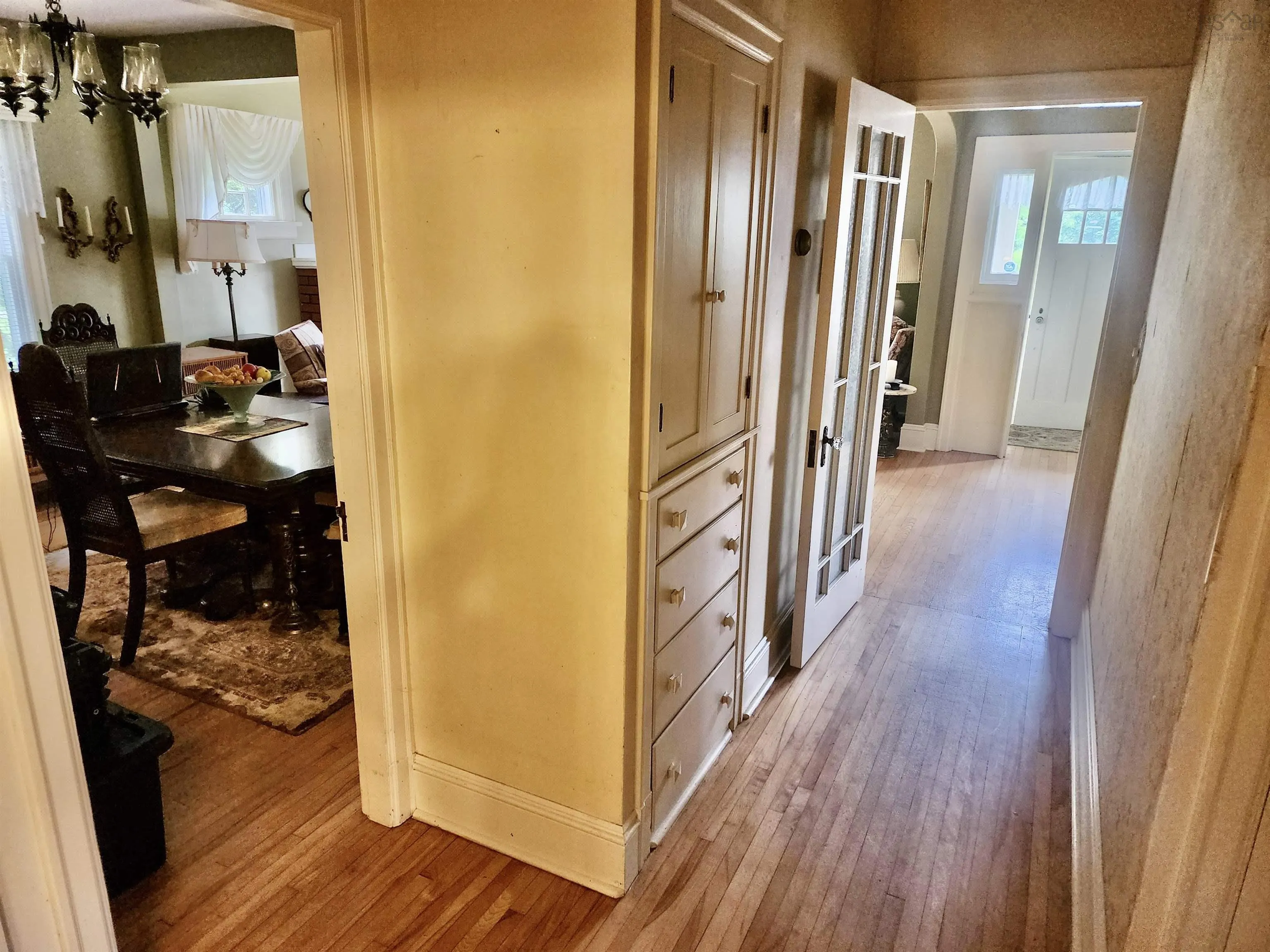 70 Victoria Road, Lunenburg, NS B0J 2C0, 3 Bedrooms Bedrooms, ,2 BathroomsBathrooms,Residential,For Sale,Victoria,202518020