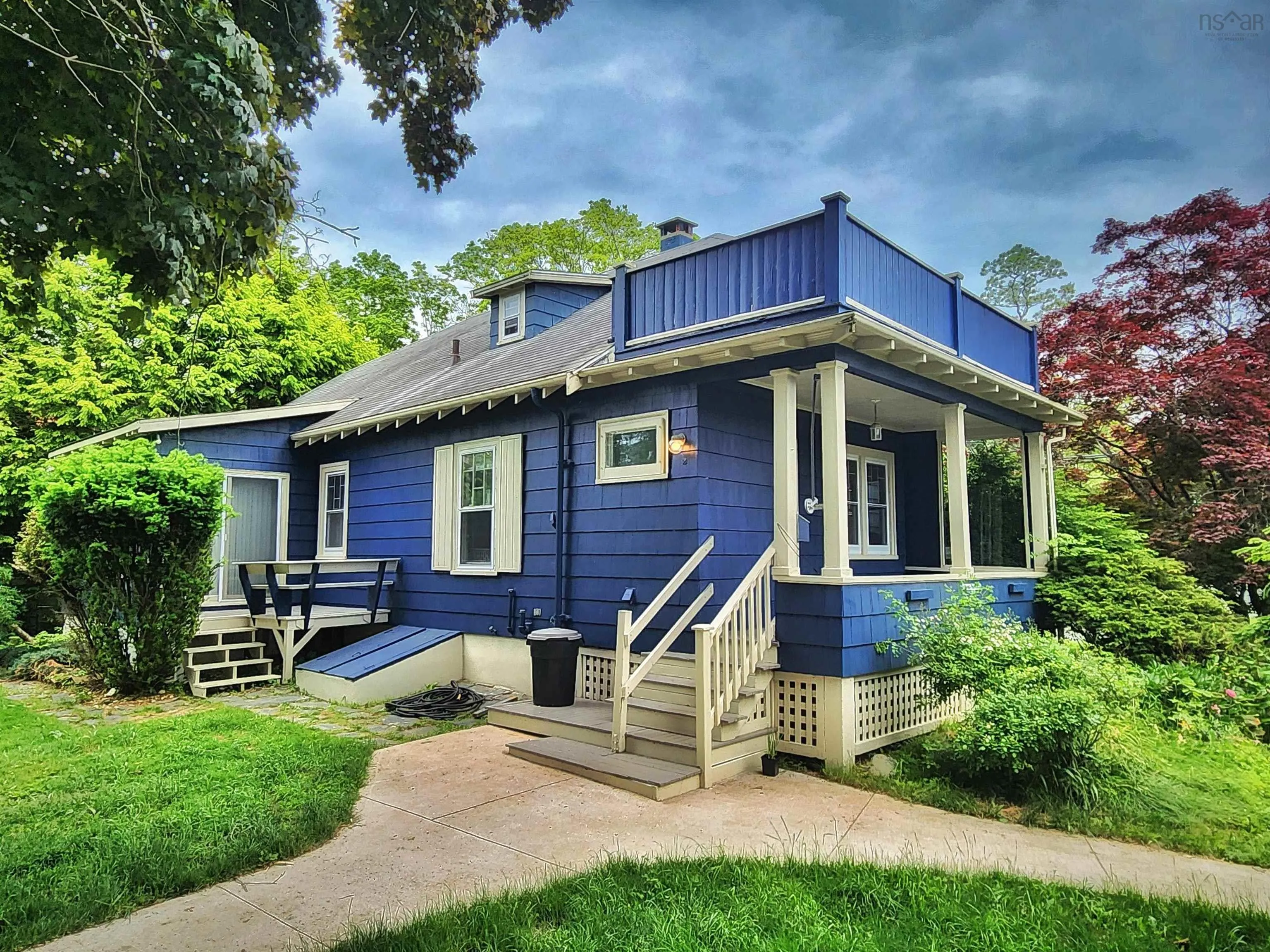 70 Victoria Road, Lunenburg, NS B0J 2C0, 3 Bedrooms Bedrooms, ,2 BathroomsBathrooms,Residential,For Sale,Victoria,202518020