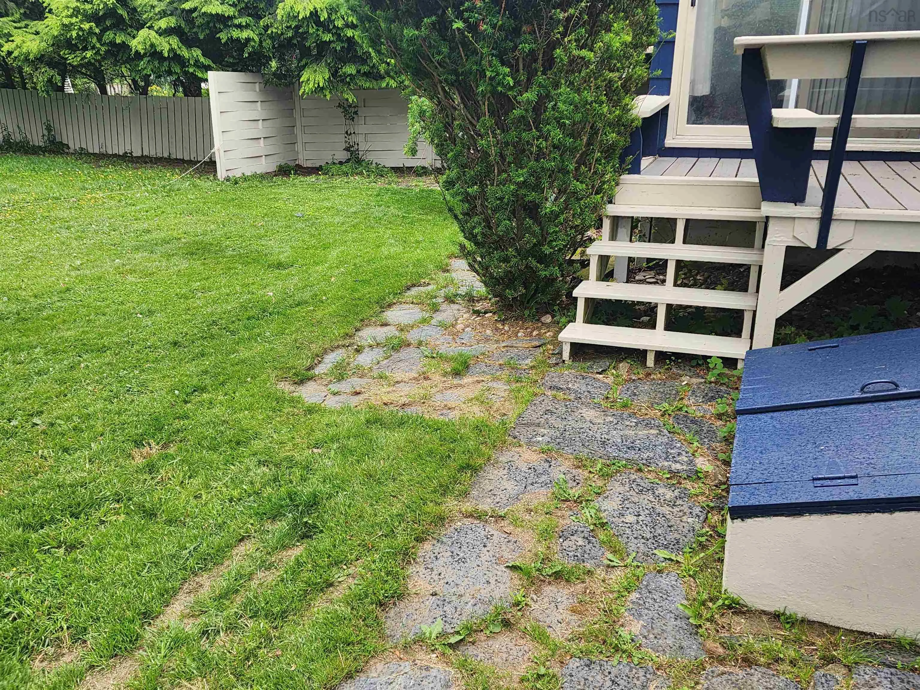 70 Victoria Road, Lunenburg, NS B0J 2C0, 3 Bedrooms Bedrooms, ,2 BathroomsBathrooms,Residential,For Sale,Victoria,202518020
