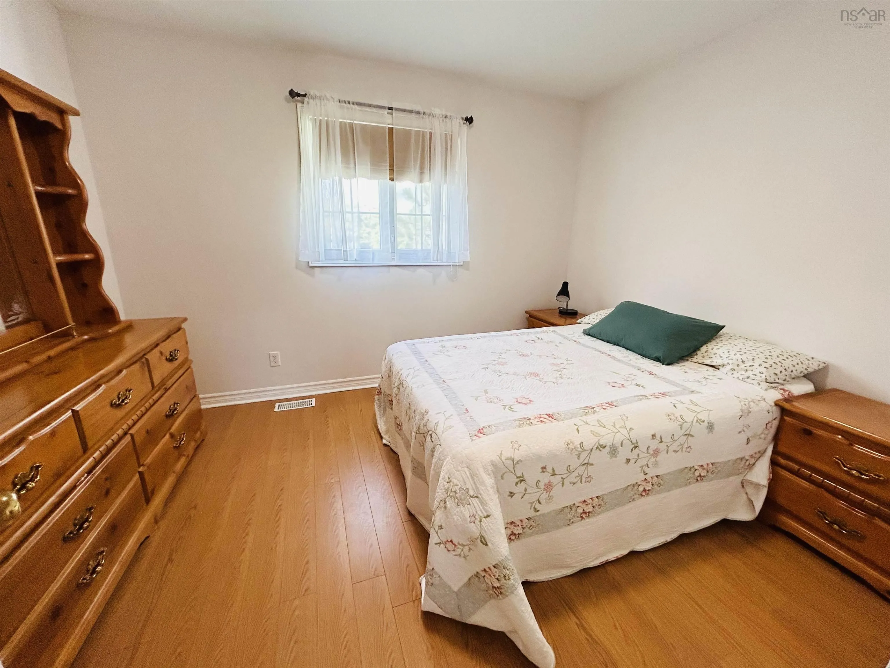 54 Holyrood Drive, Sydney, NS B1S 1Y2, 3 Bedrooms Bedrooms, ,1 BathroomBathrooms,Residential,For Sale,Holyrood,202523668