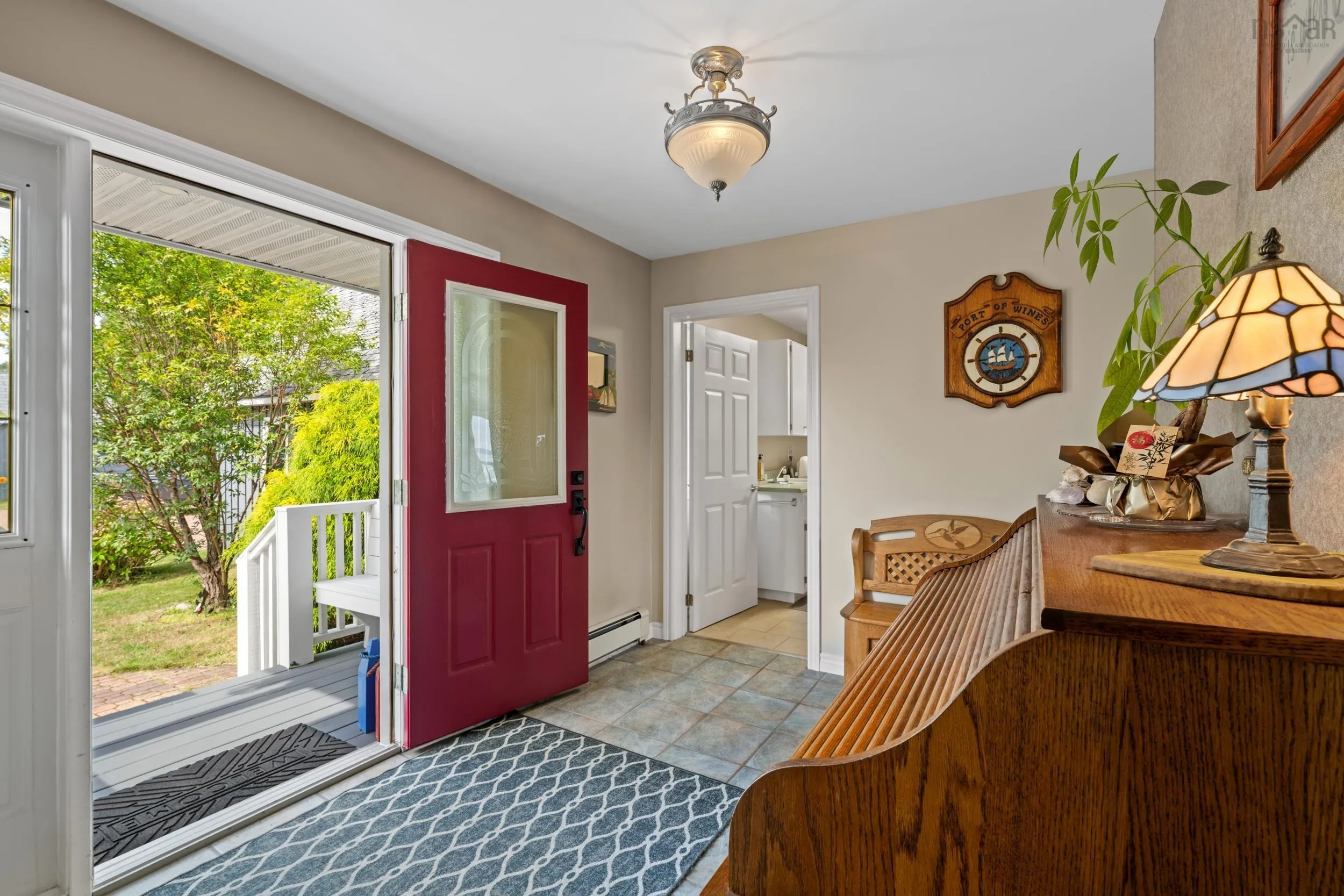 19 Graves Island Road, East Chester, NS B0J 1J0, 4 Bedrooms Bedrooms, ,5 BathroomsBathrooms,Residential,For Sale,Graves Island,202523724