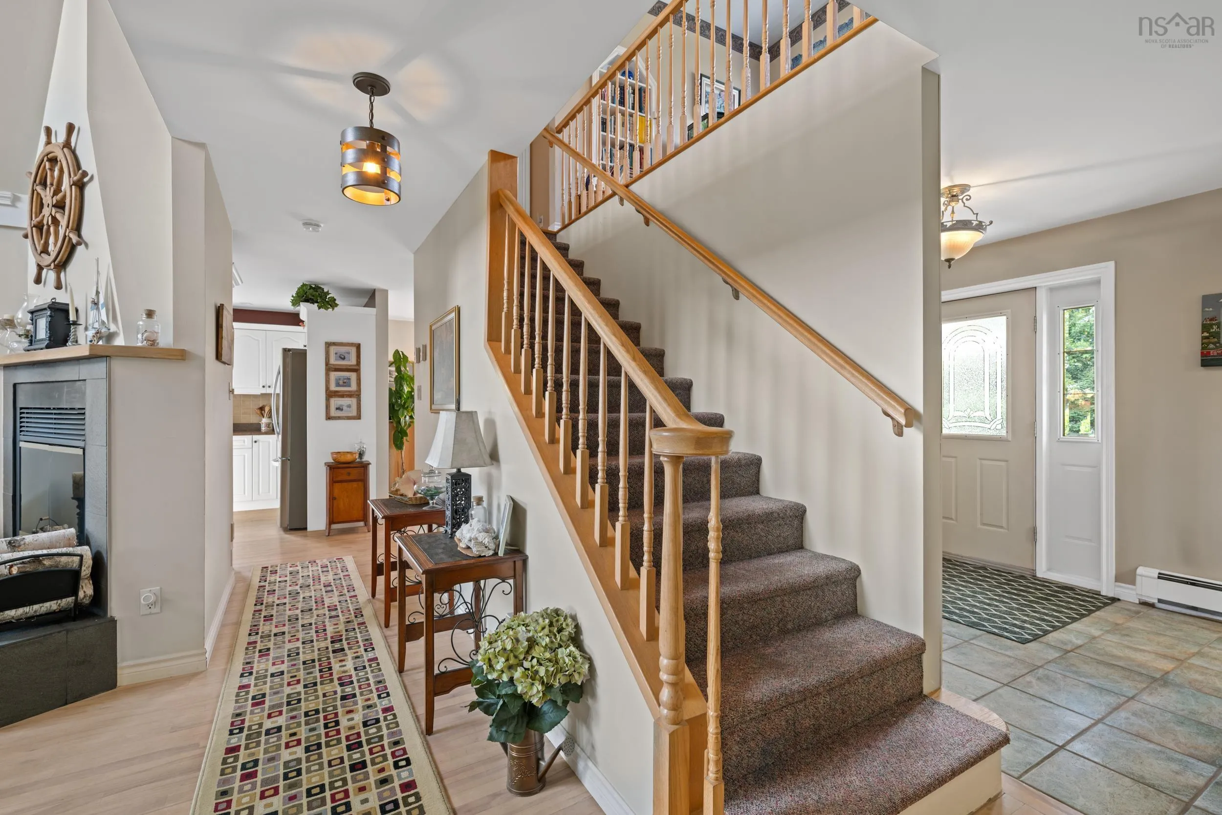 19 Graves Island Road, East Chester, NS B0J 1J0, 4 Bedrooms Bedrooms, ,5 BathroomsBathrooms,Residential,For Sale,Graves Island,202523724
