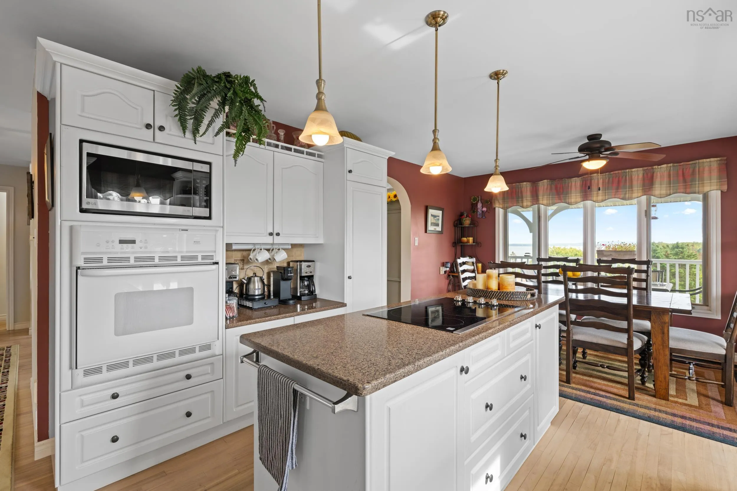 19 Graves Island Road, East Chester, NS B0J 1J0, 4 Bedrooms Bedrooms, ,5 BathroomsBathrooms,Residential,For Sale,Graves Island,202523724