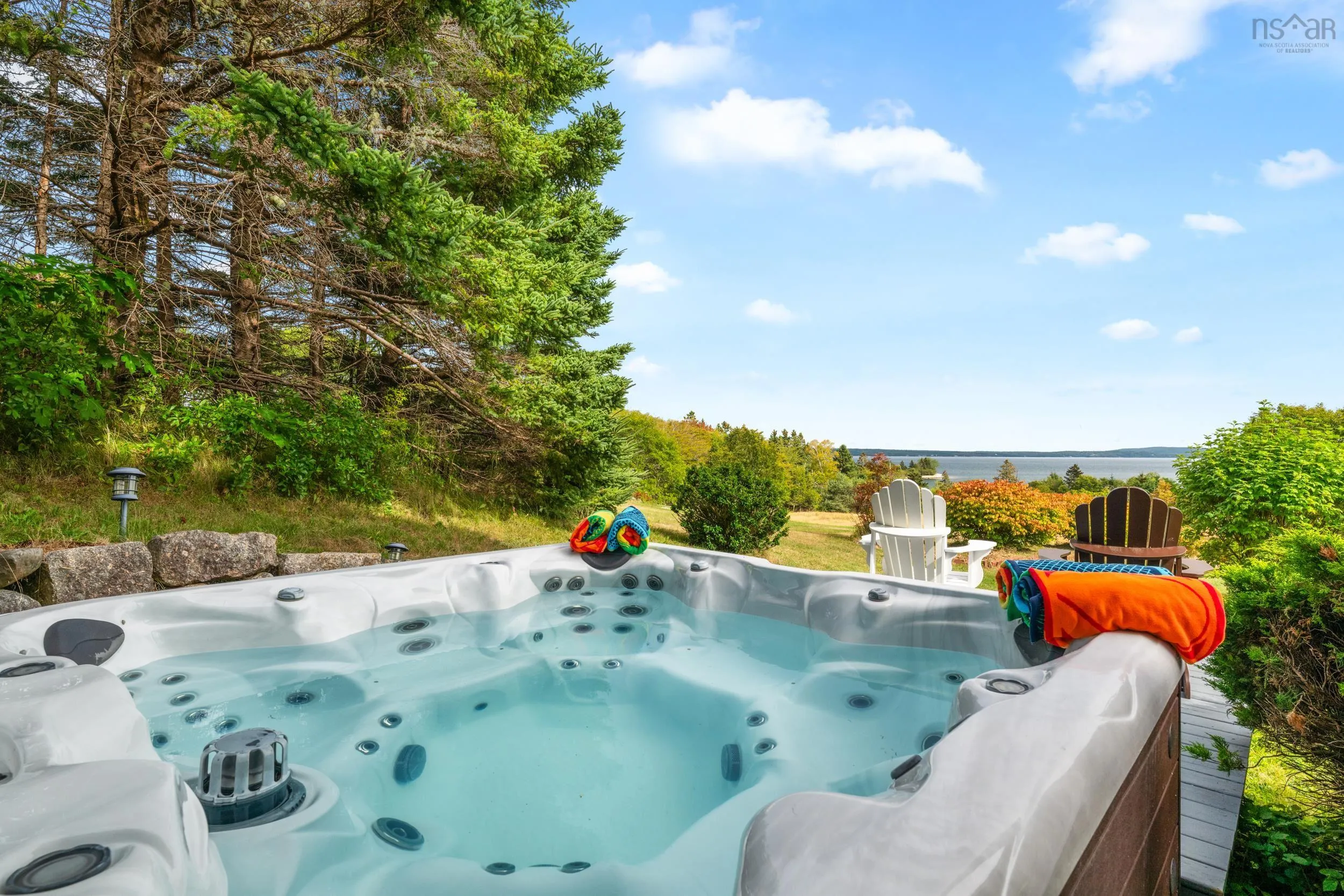 19 Graves Island Road, East Chester, NS B0J 1J0, 4 Bedrooms Bedrooms, ,5 BathroomsBathrooms,Residential,For Sale,Graves Island,202523724