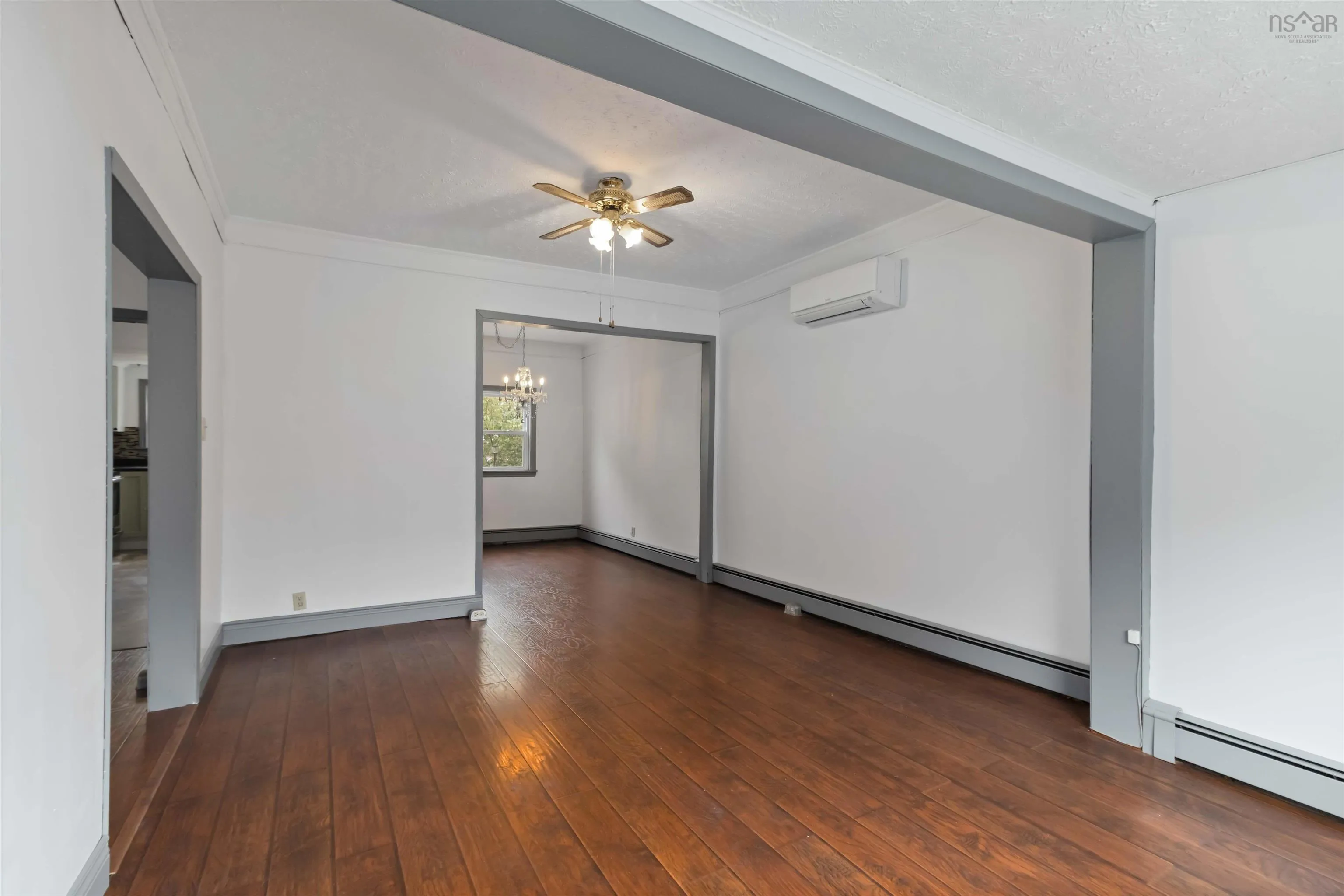 22 Rodney Road, Dartmouth, NS B2Y 3V5, 3 Bedrooms Bedrooms, ,1 BathroomBathrooms,Residential,For Sale,Rodney,202521841