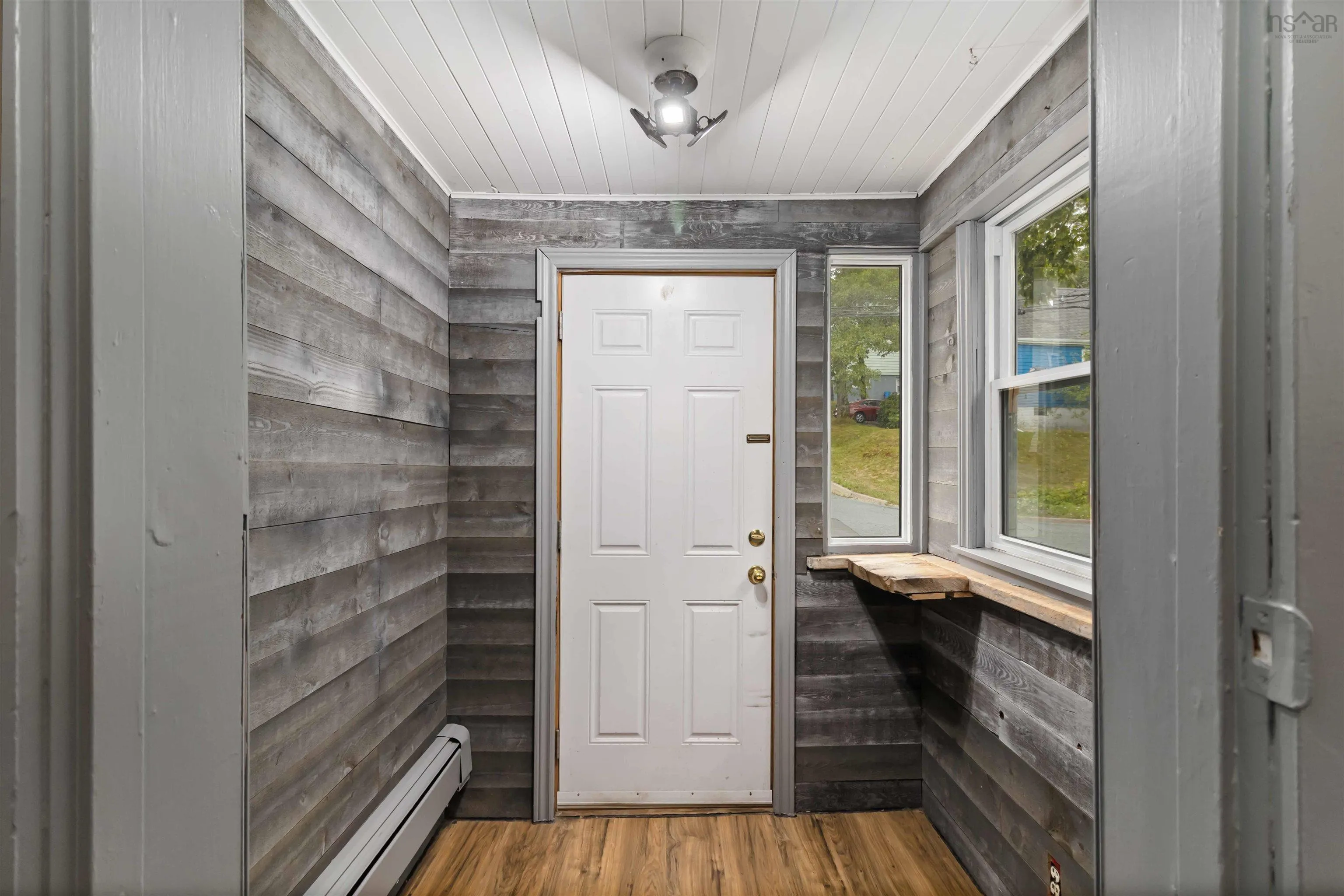 22 Rodney Road, Dartmouth, NS B2Y 3V5, 3 Bedrooms Bedrooms, ,1 BathroomBathrooms,Residential,For Sale,Rodney,202521841