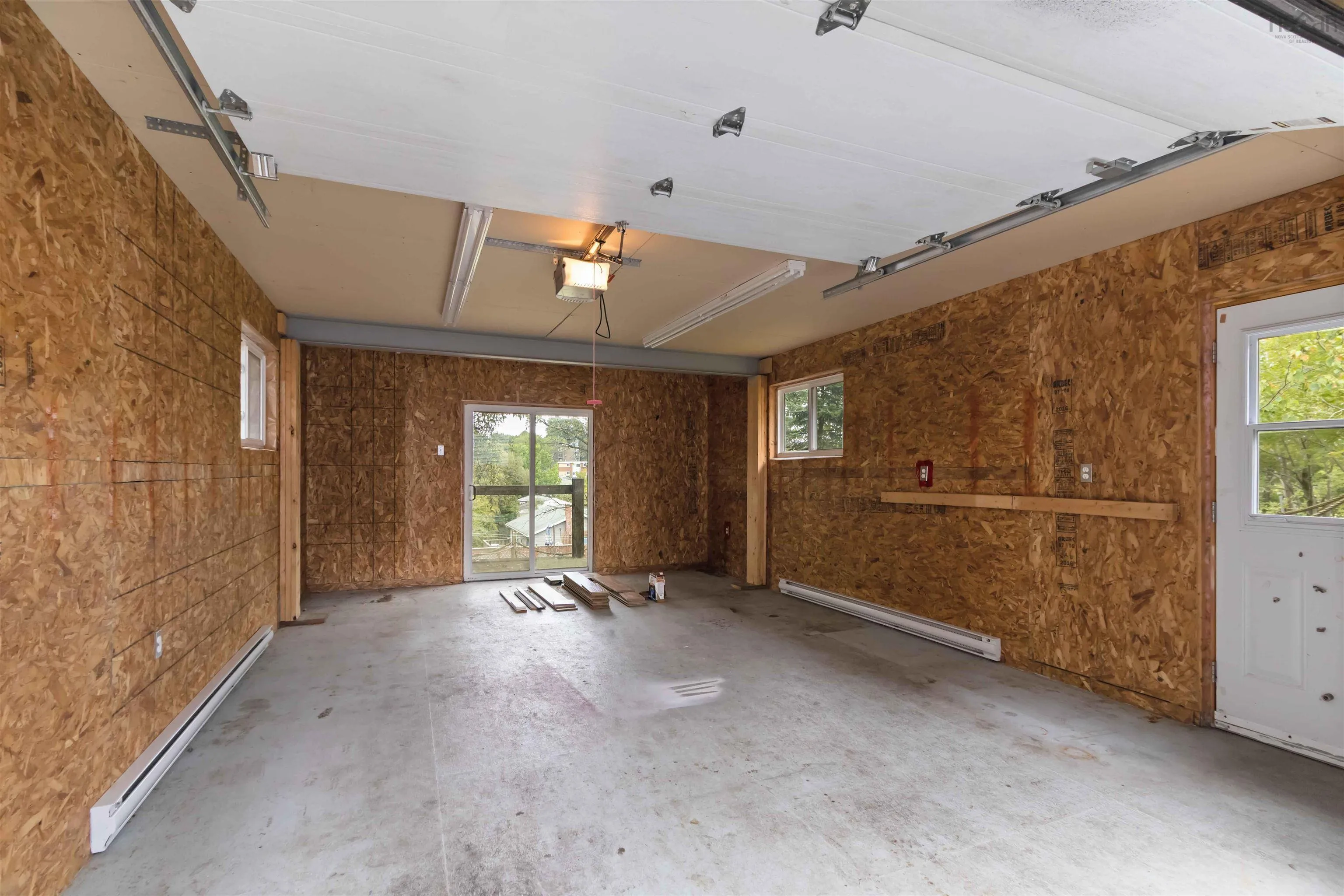22 Rodney Road, Dartmouth, NS B2Y 3V5, 3 Bedrooms Bedrooms, ,1 BathroomBathrooms,Residential,For Sale,Rodney,202521841