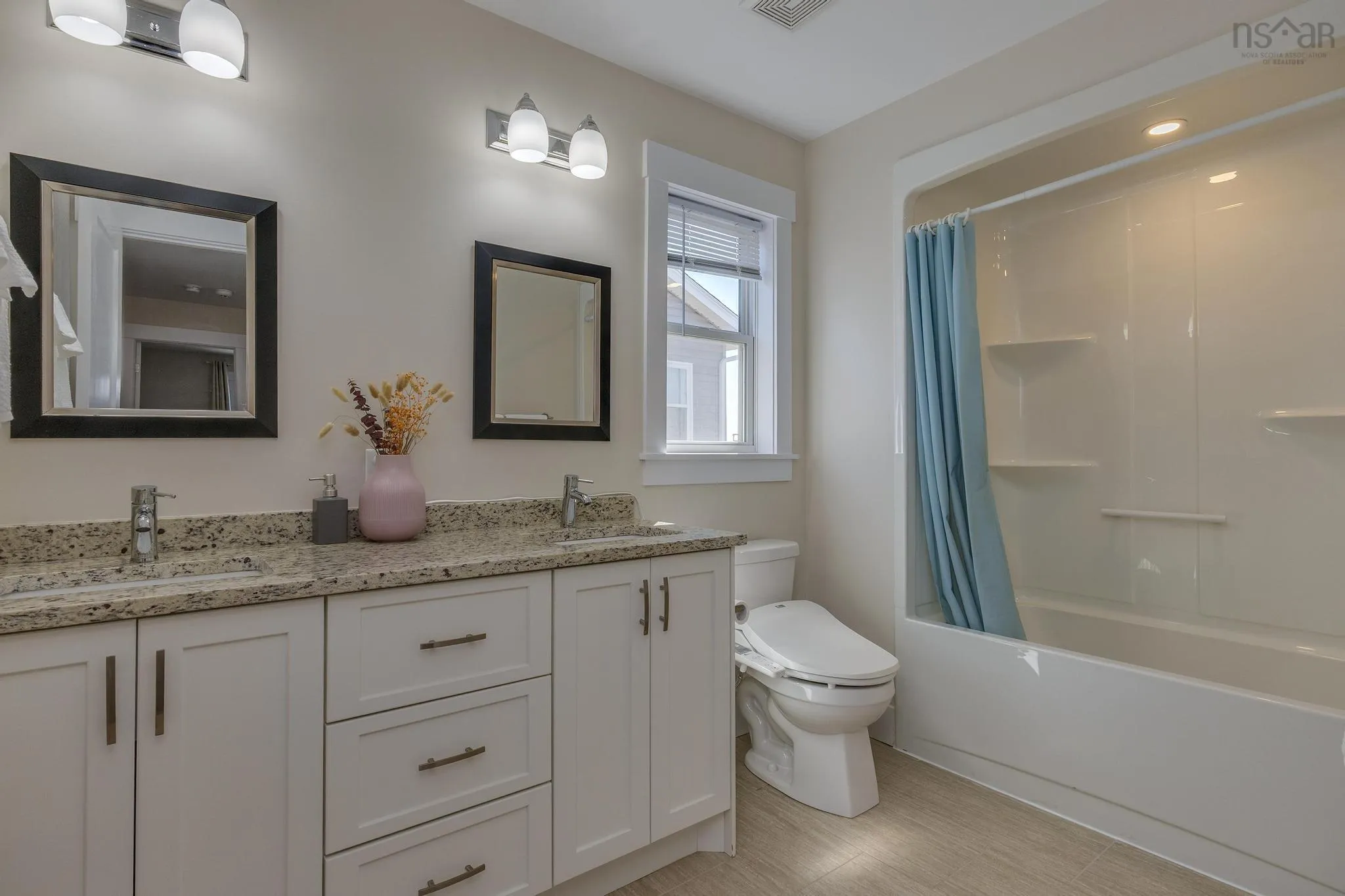 296 Transom Drive, Halifax, NS B3M 4V4, 5 Bedrooms Bedrooms, ,4 BathroomsBathrooms,Residential,For Sale,Transom,202520064