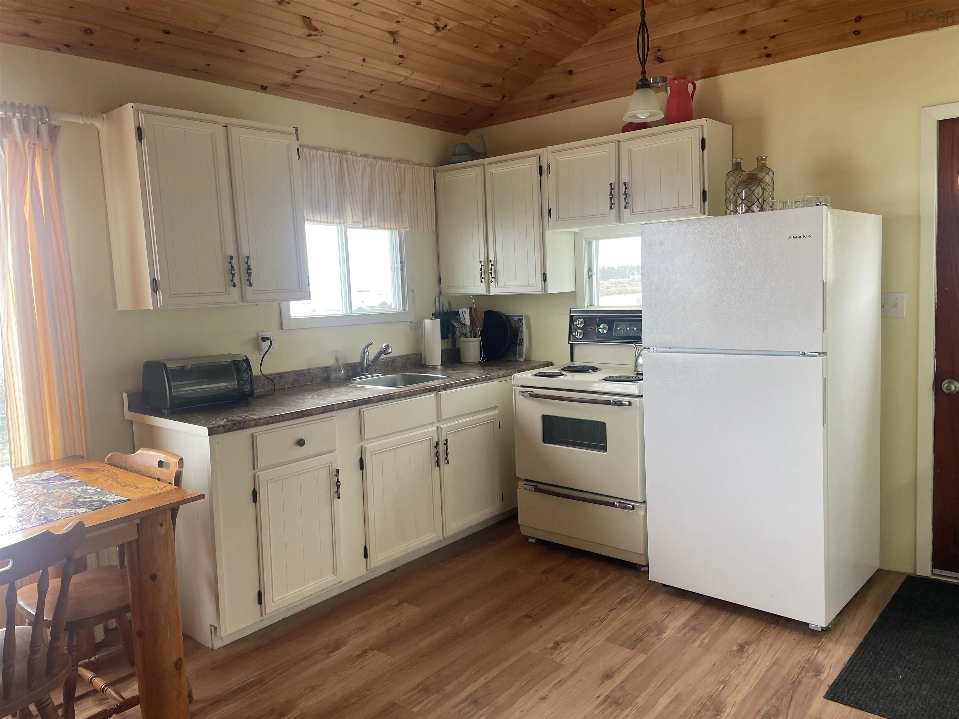 47 Cabin Road, North East Point, NS B0W 2P0, 4 Bedrooms Bedrooms, ,2 BathroomsBathrooms,Residential,For Sale,Cabin,202511409