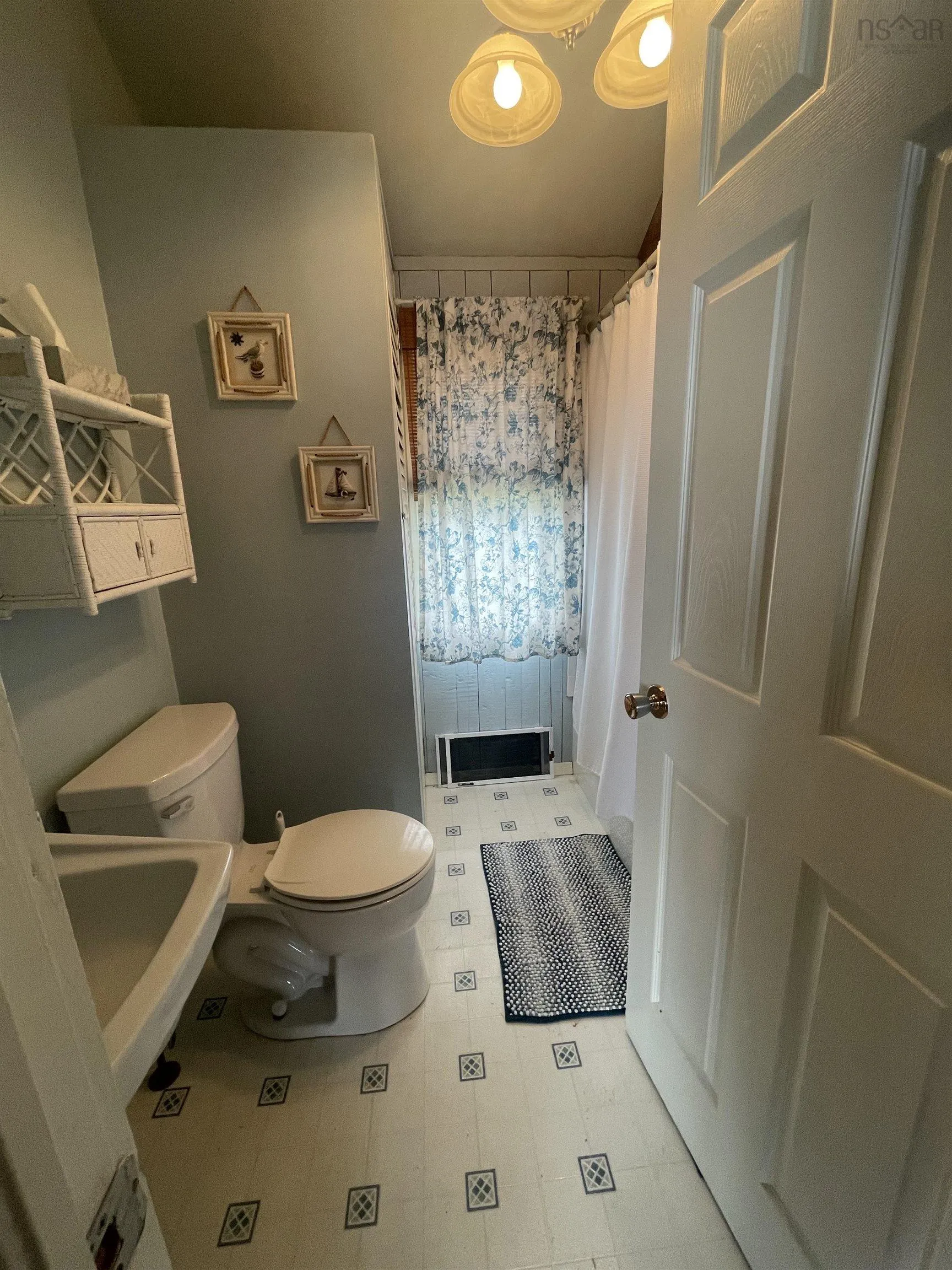 47 Cabin Road, North East Point, NS B0W 2P0, 4 Bedrooms Bedrooms, ,2 BathroomsBathrooms,Residential,For Sale,Cabin,202511409
