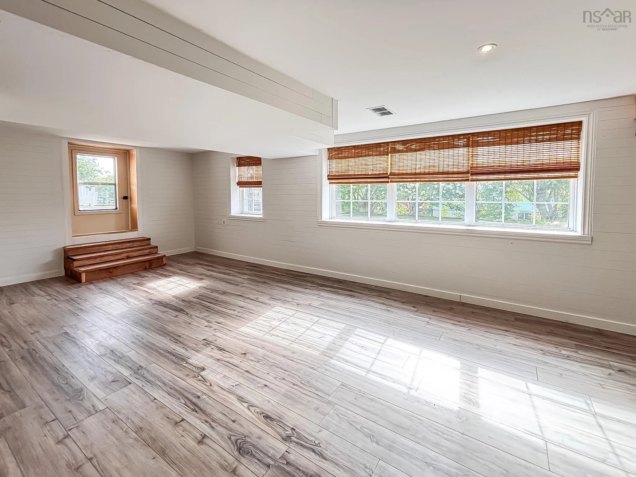 911 Blue Rocks Road, Garden Lots, NS B0J 2C0, 2 Bedrooms Bedrooms, ,1 BathroomBathrooms,Residential,For Sale,Blue Rocks,202521296