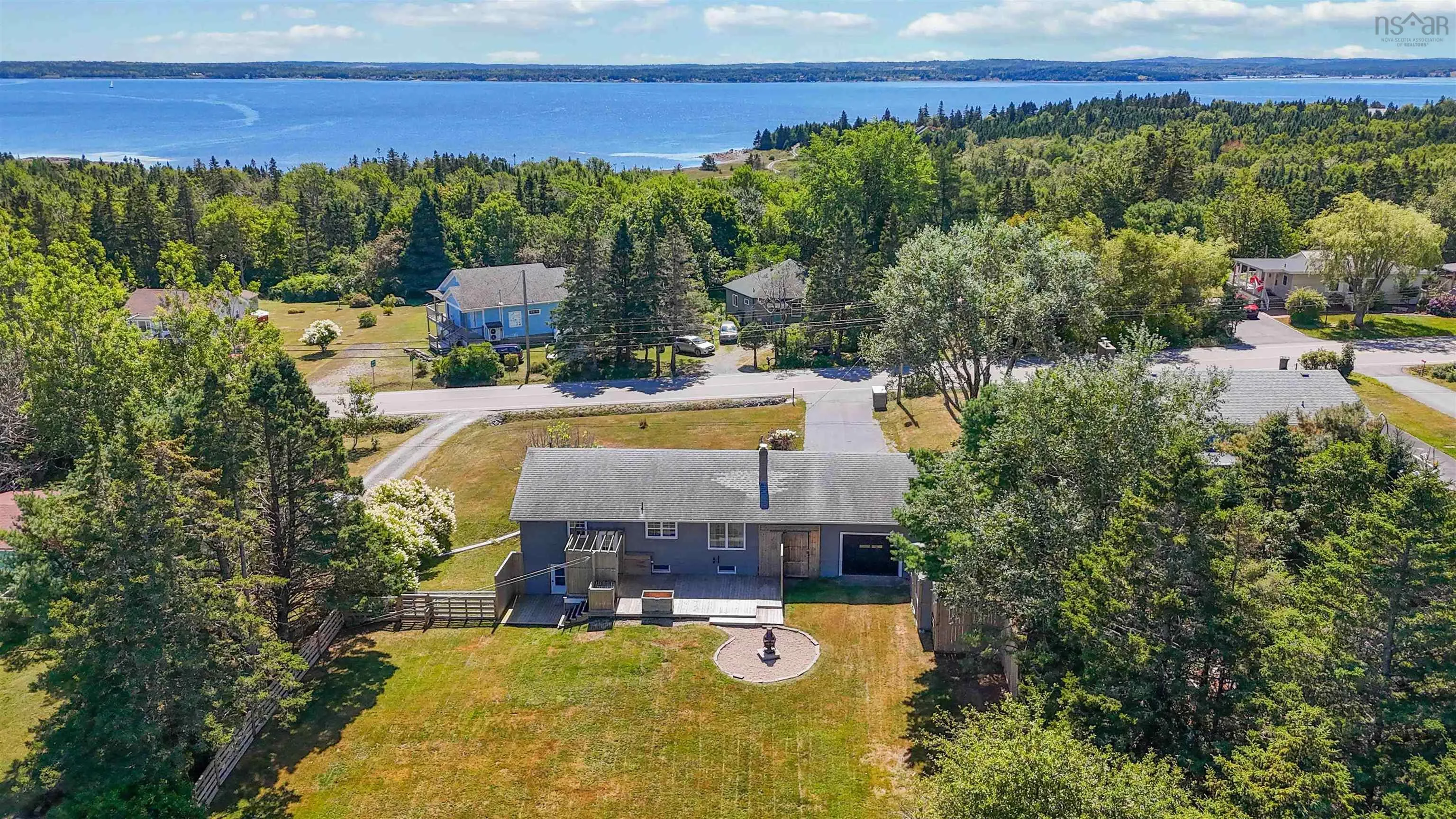 911 Blue Rocks Road, Garden Lots, NS B0J 2C0, 2 Bedrooms Bedrooms, ,1 BathroomBathrooms,Residential,For Sale,Blue Rocks,202521296