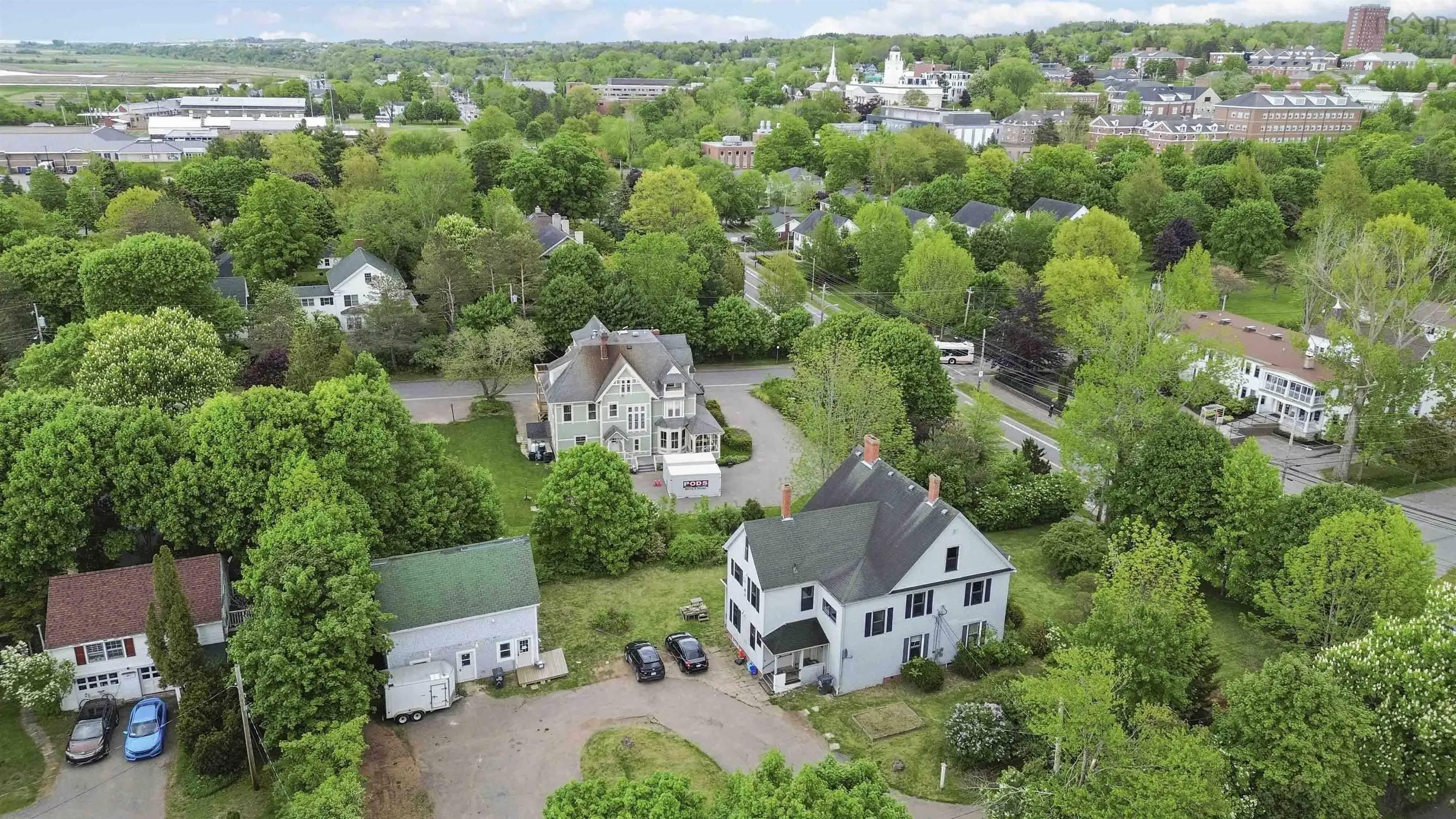 606 Main Street, Wolfville, NS B4P 1E8, 12 Bedrooms Bedrooms, ,Residential Income,For Sale,Main,202513400