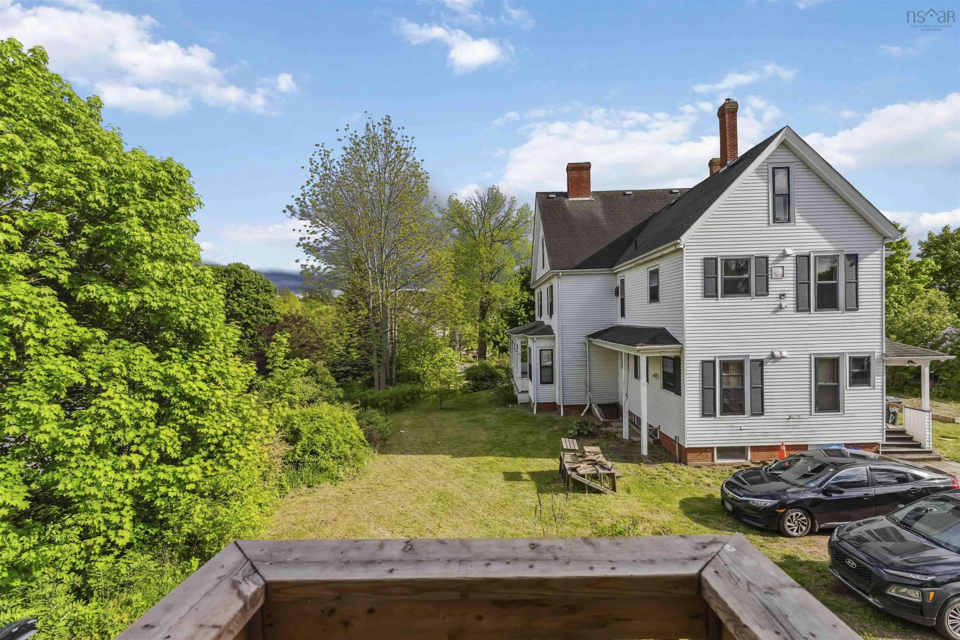 606 Main Street, Wolfville, NS B4P 1E8, 12 Bedrooms Bedrooms, ,Residential Income,For Sale,Main,202513400