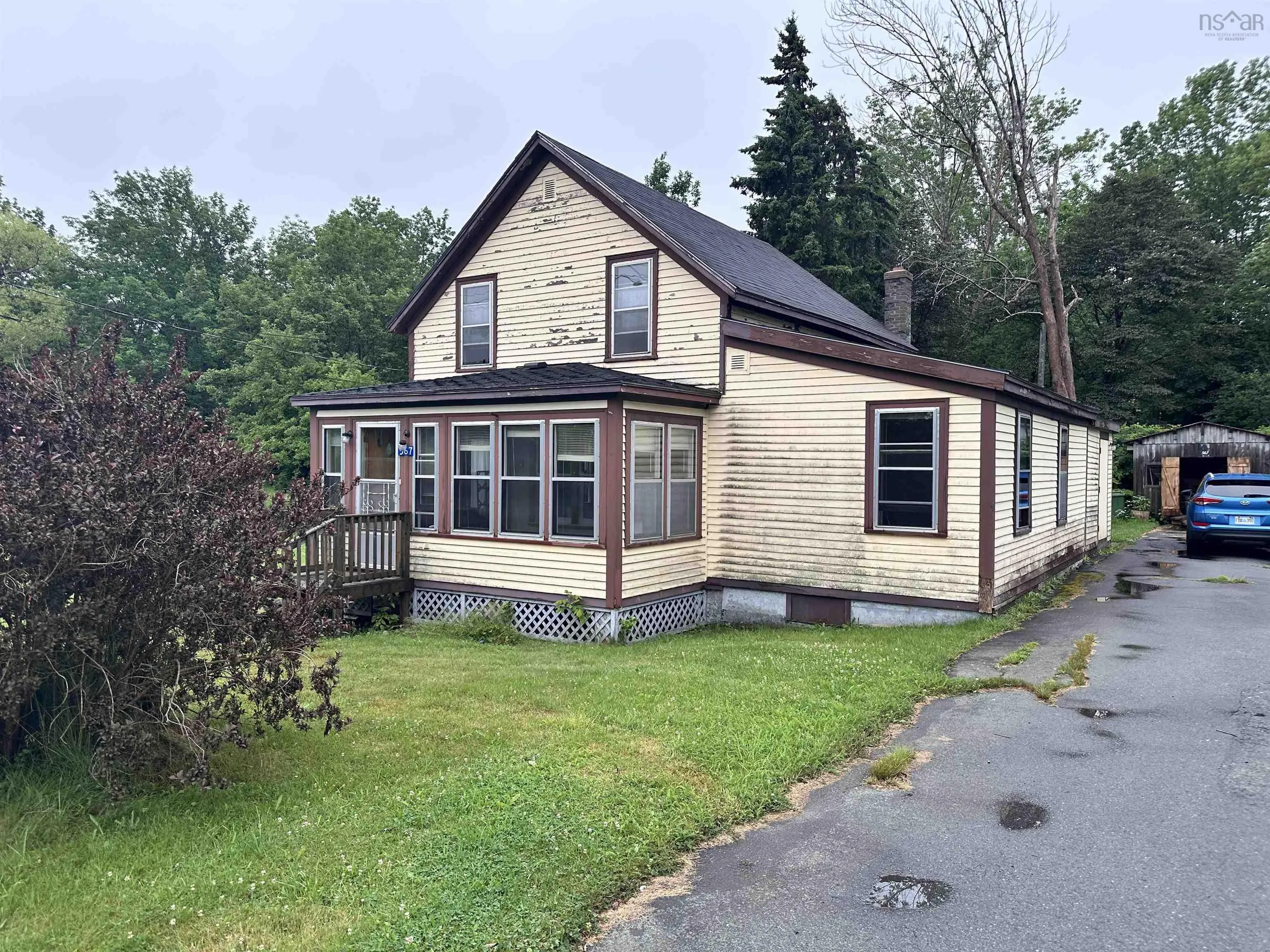 567 Main Street, Liverpool, NS B0T 1K0, 3 Bedrooms Bedrooms, ,1 BathroomBathrooms,Residential,For Sale,Main,202517510