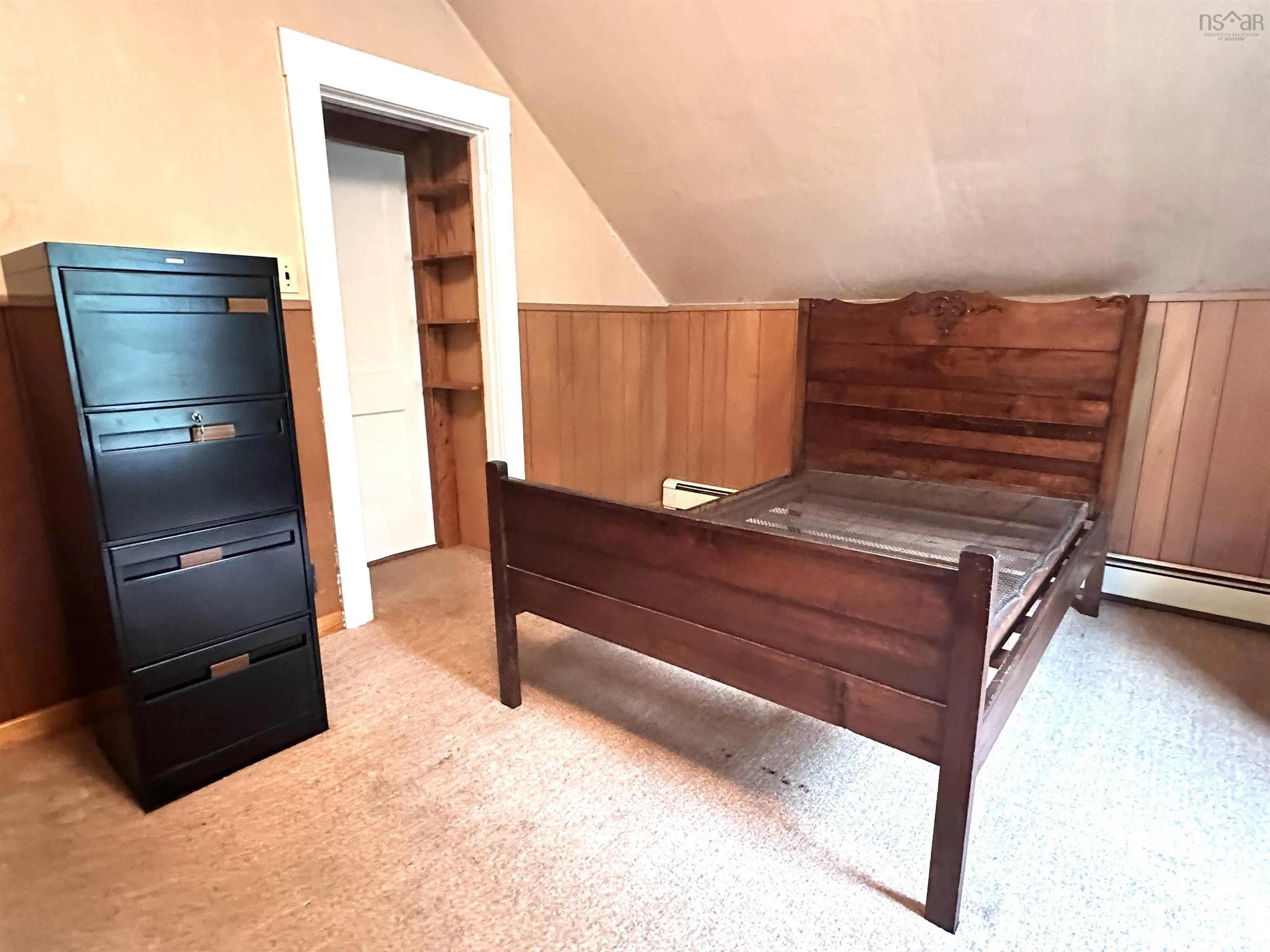 567 Main Street, Liverpool, NS B0T 1K0, 3 Bedrooms Bedrooms, ,1 BathroomBathrooms,Residential,For Sale,Main,202517510
