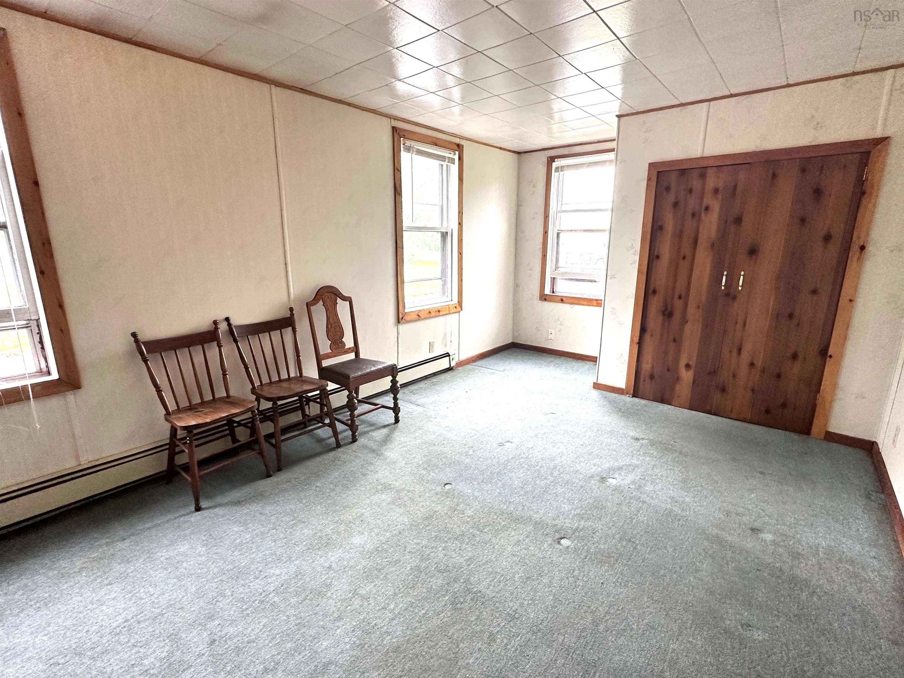 567 Main Street, Liverpool, NS B0T 1K0, 3 Bedrooms Bedrooms, ,1 BathroomBathrooms,Residential,For Sale,Main,202517510