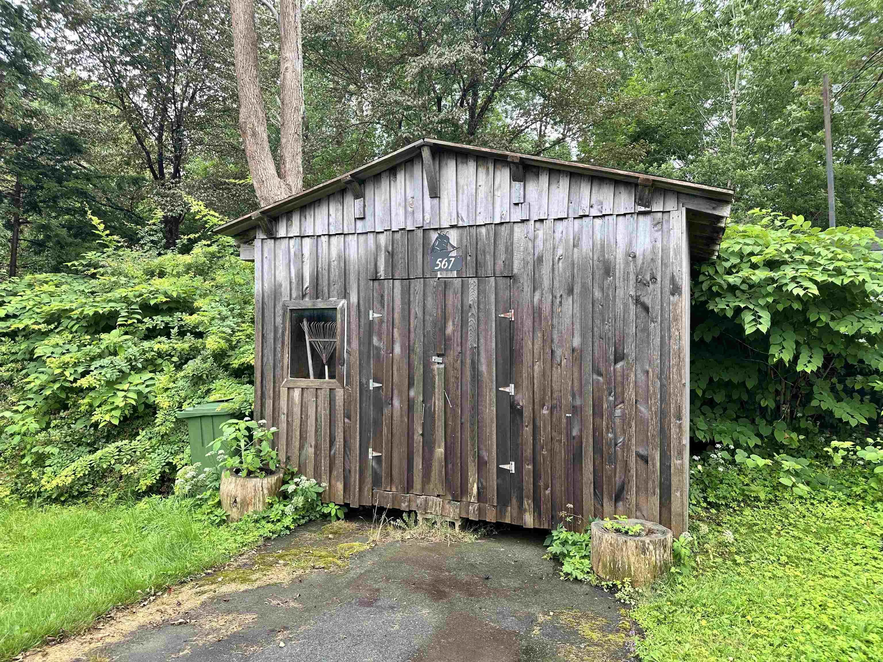 567 Main Street, Liverpool, NS B0T 1K0, 3 Bedrooms Bedrooms, ,1 BathroomBathrooms,Residential,For Sale,Main,202517510